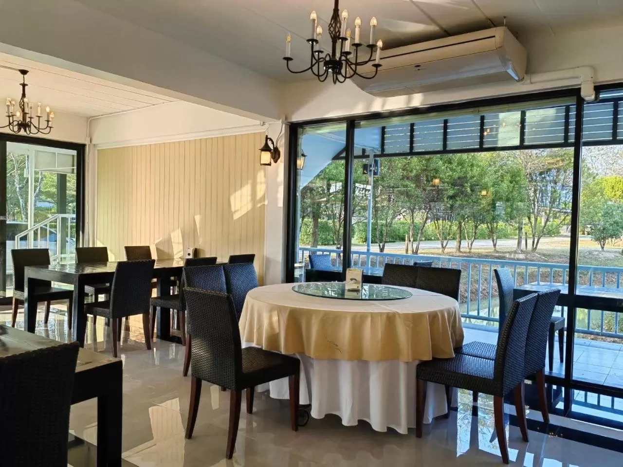 แกรนด์ ฟอเรสท์ Grand Forest