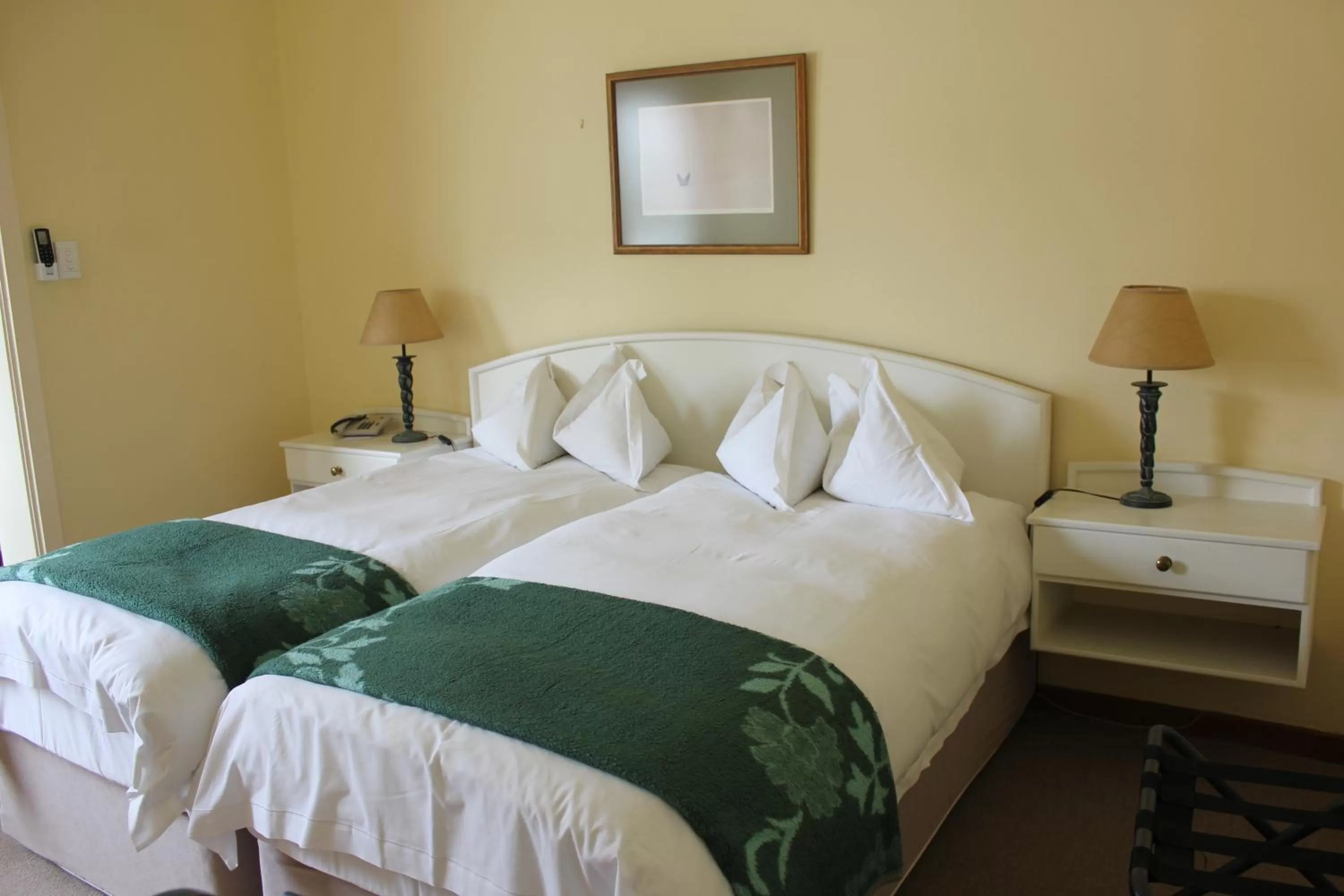 Bedroom, Bed in Hansa Hotel Swakopmund