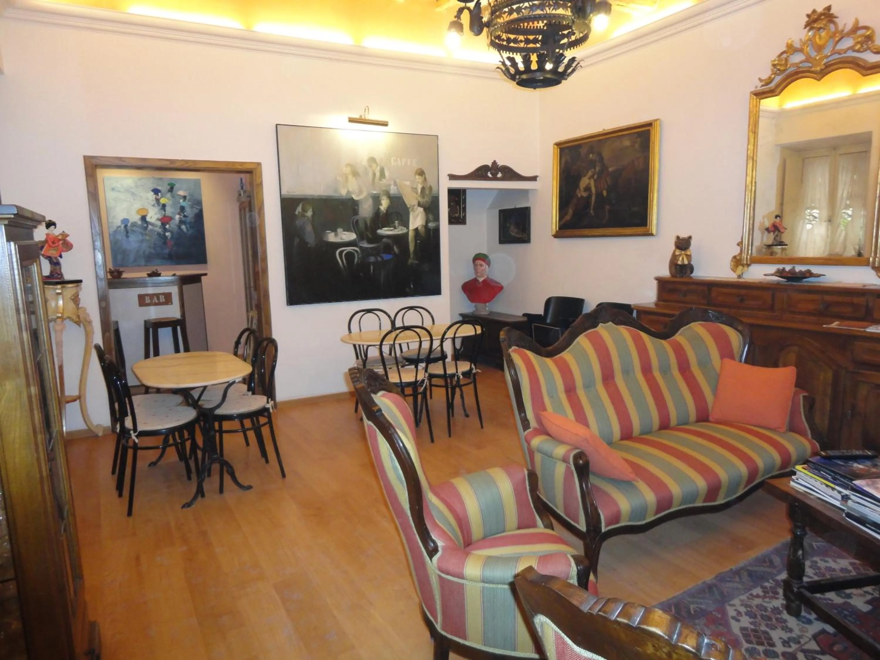 Lounge or bar in Hotel Morlacchi