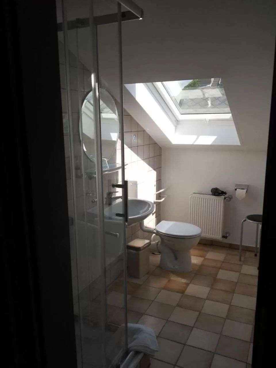 Bathroom in Zum Lahnfelsen