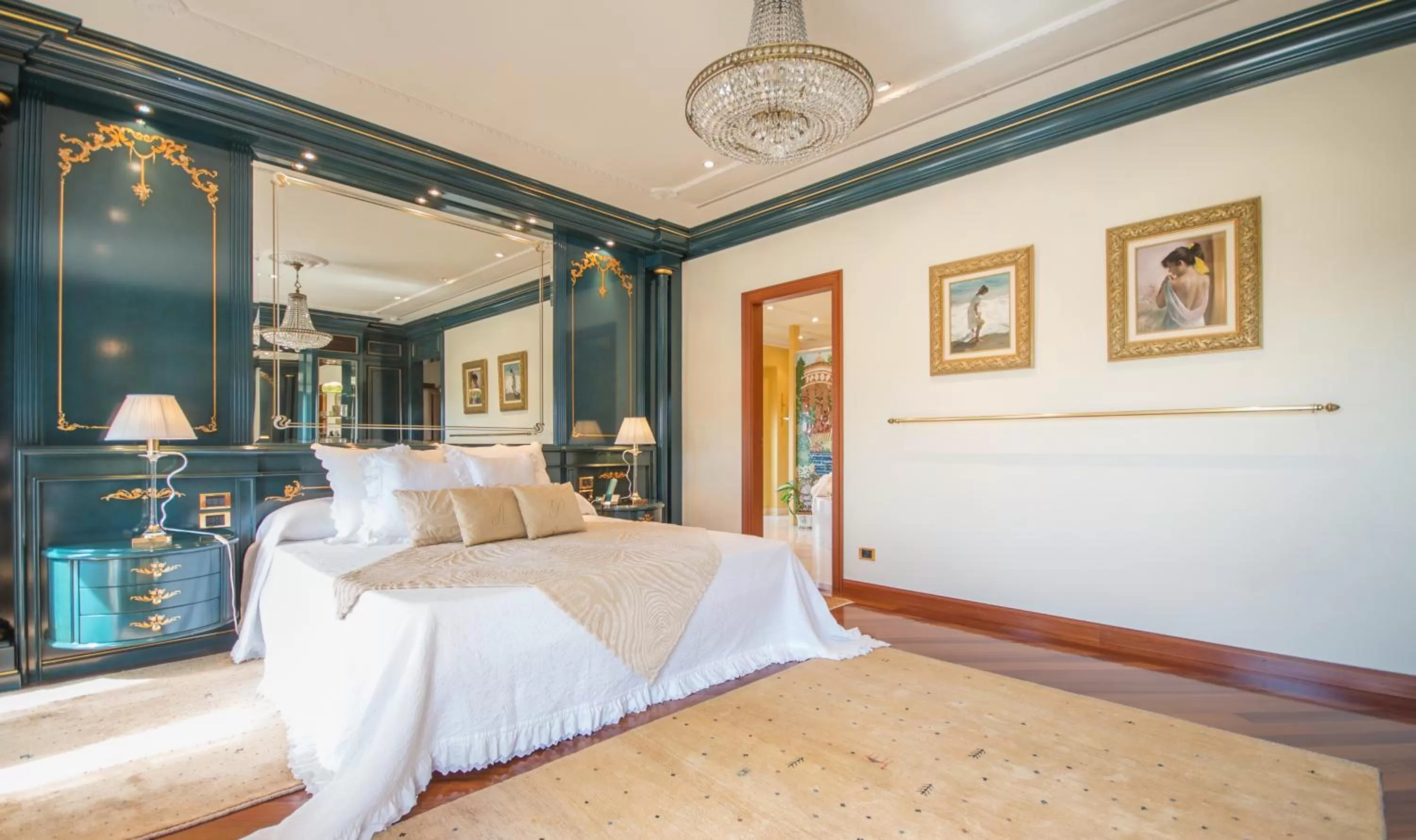 Deluxe Junior Suite in Hotel Boutique Edelweiss La Garriga