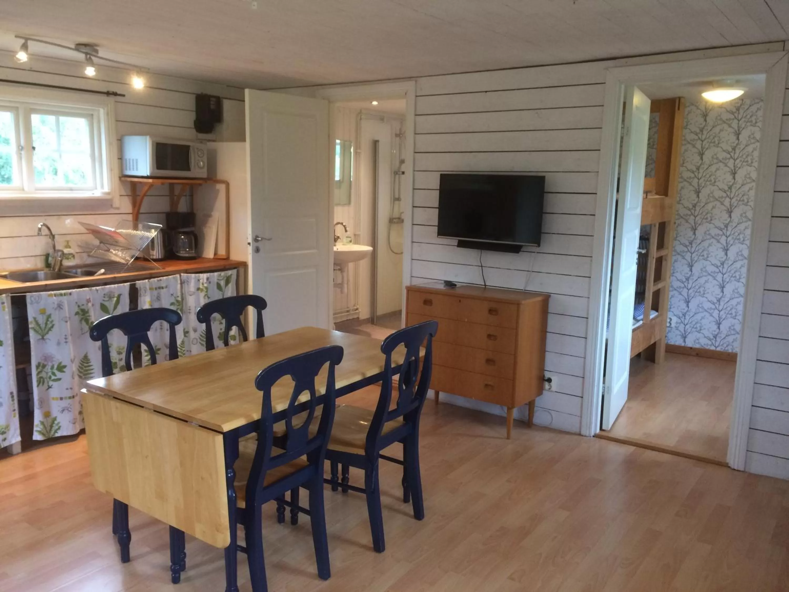 Dining Area in Ölands Yoga Studio & Islandshästar, Stugor & Rum