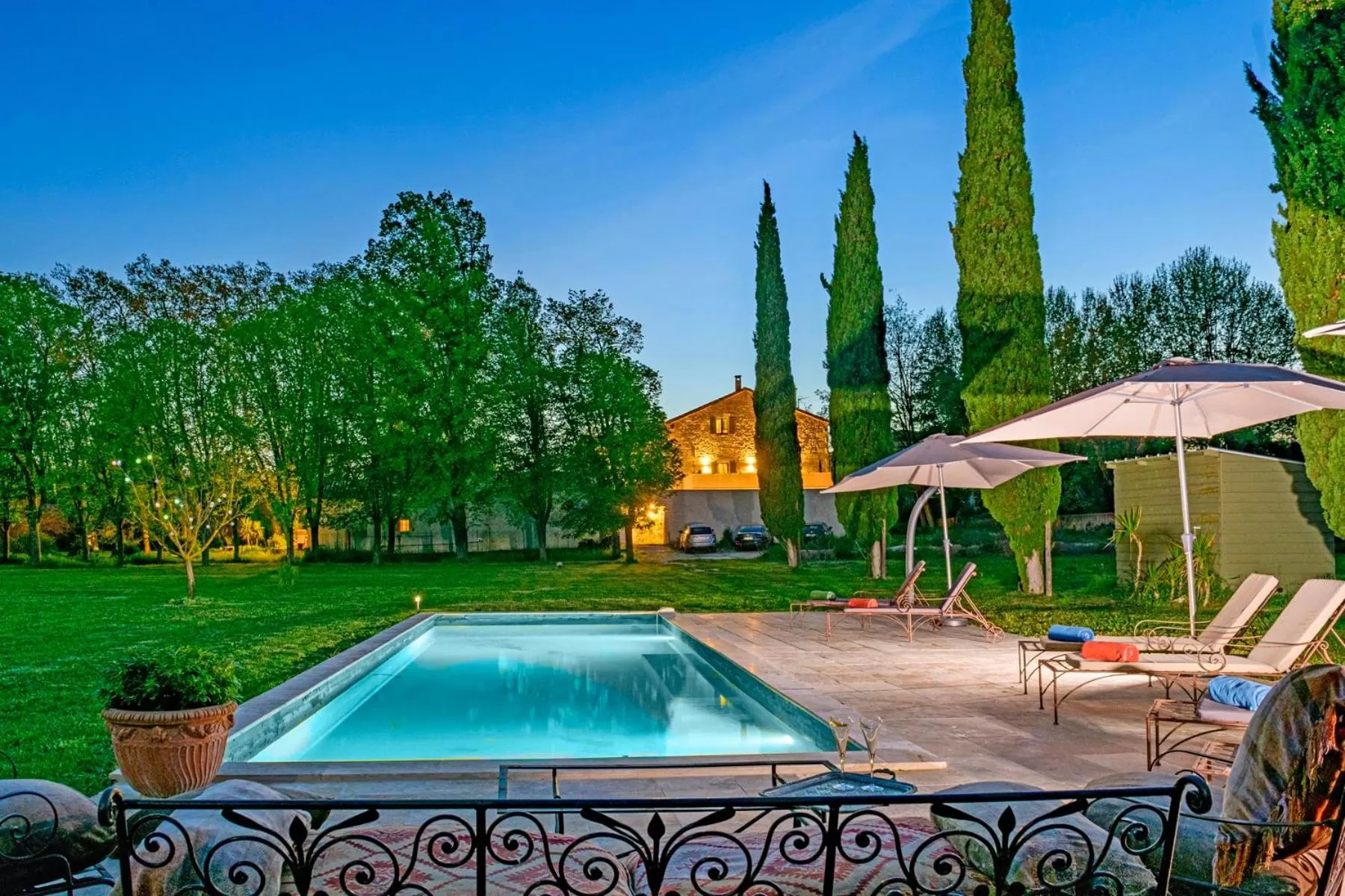 Pool view in Bastide de Bellegarde