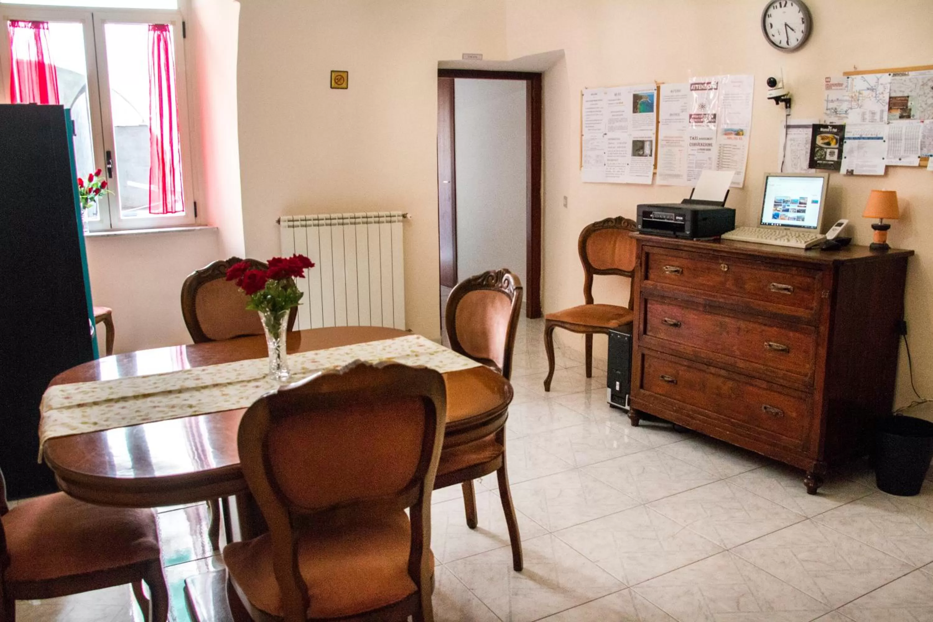 Living room in B&B Carbonara Napoli