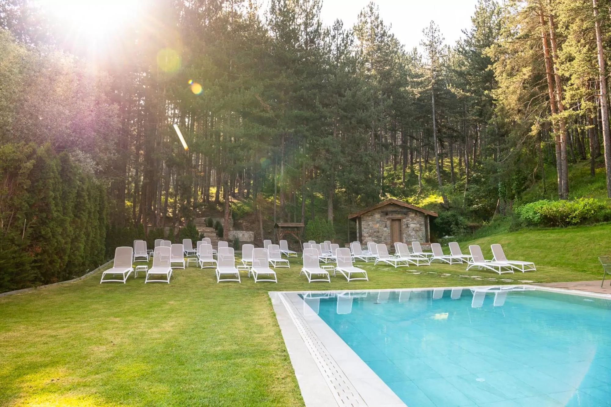 Natural landscape in Kashmir Wellness & SPA Hotel Adults Only