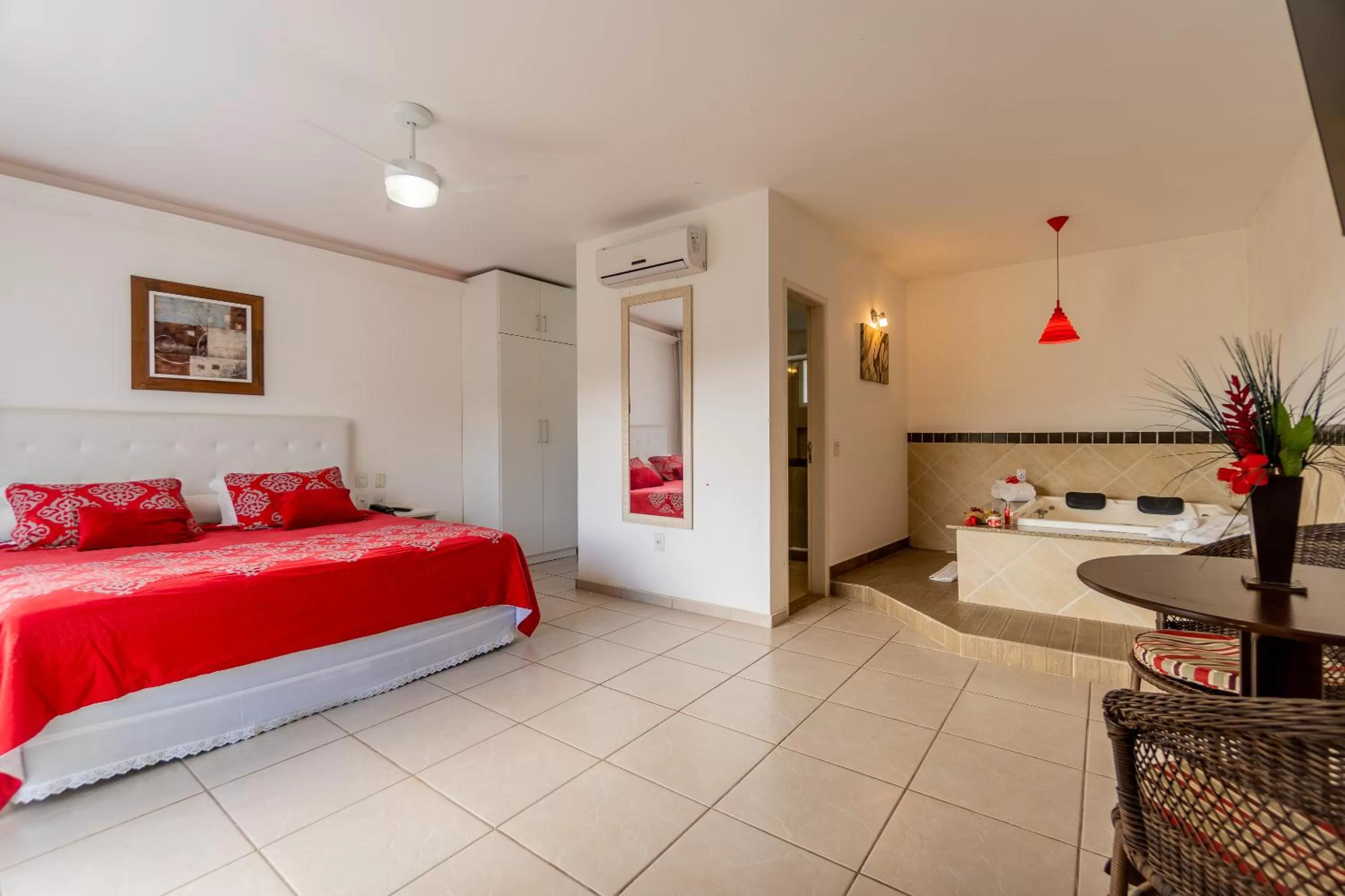 Photo of the whole room, Bed in Hotel Miratlantico Búzios