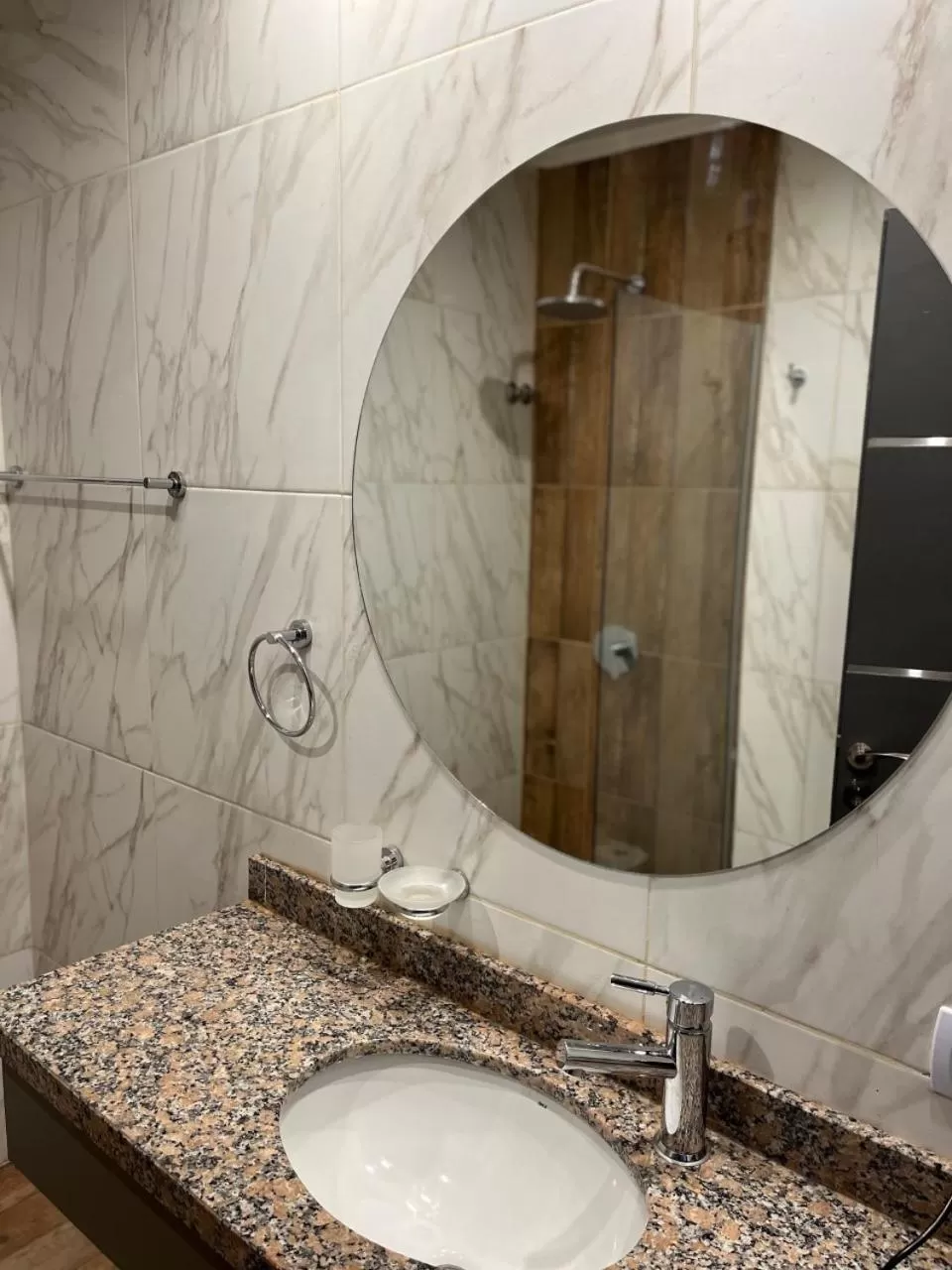 Bathroom in Ayres Apart Hotel