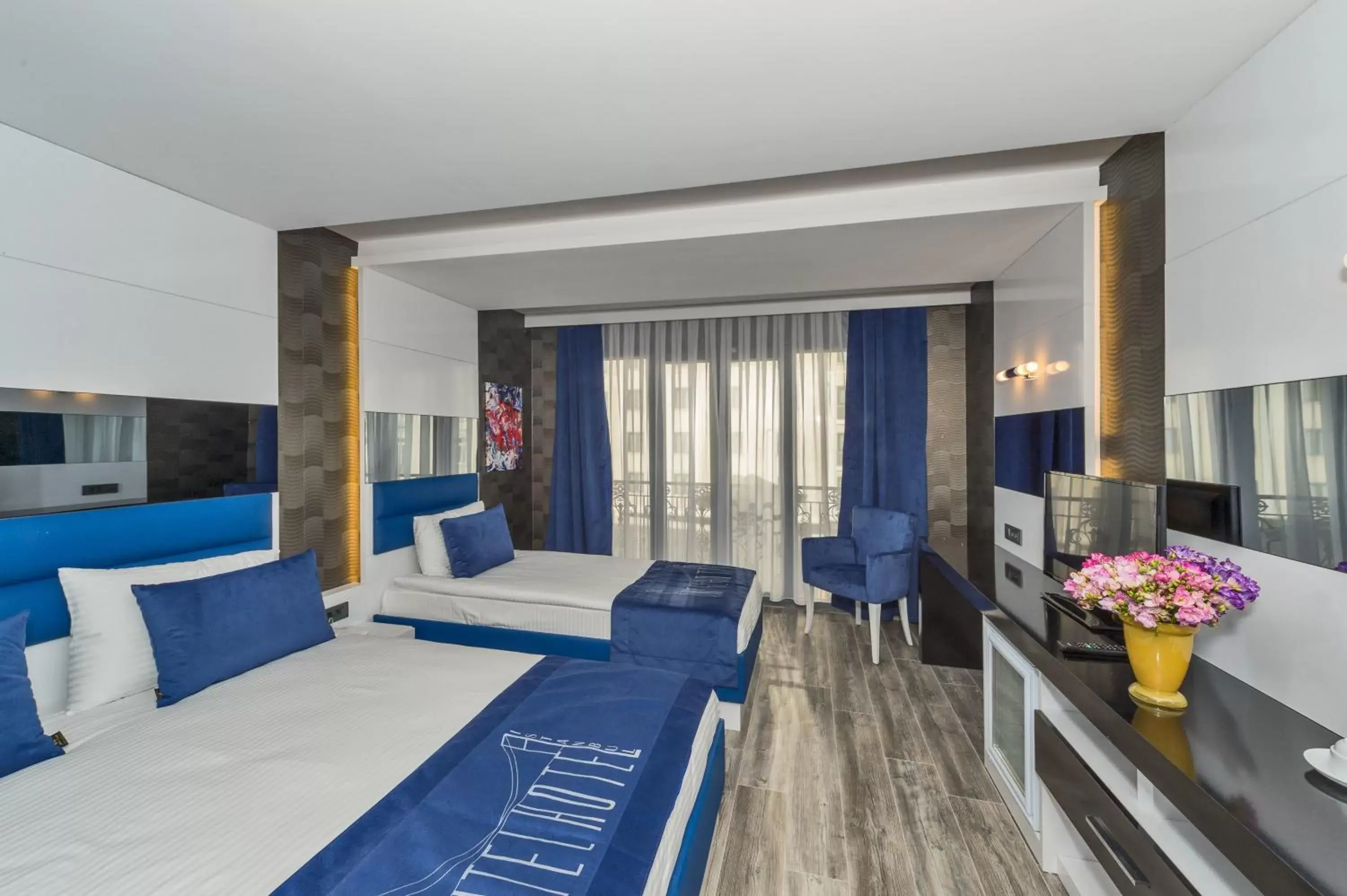 Superior Triple Room in Inntel Hotel Istanbul Superior Triple Room in Inntel Hotel Istanbul