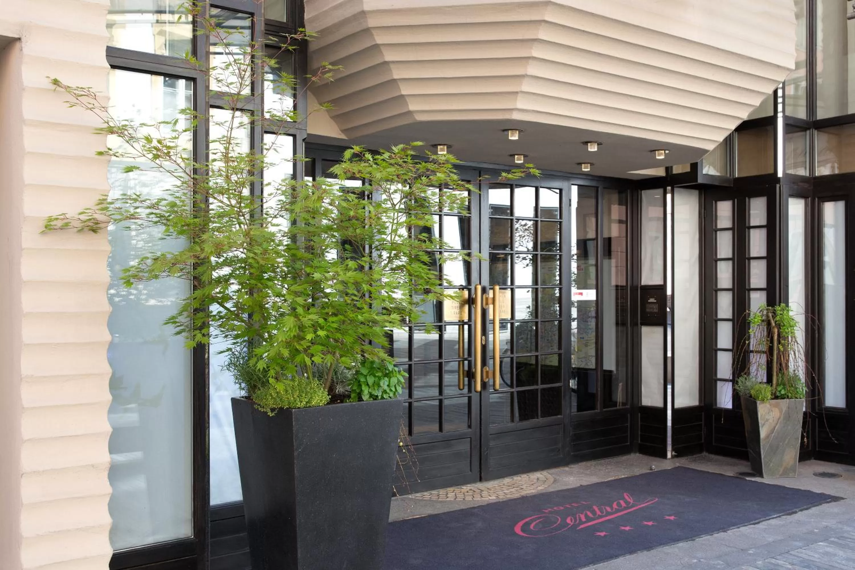 Facade/entrance in Hotel Central