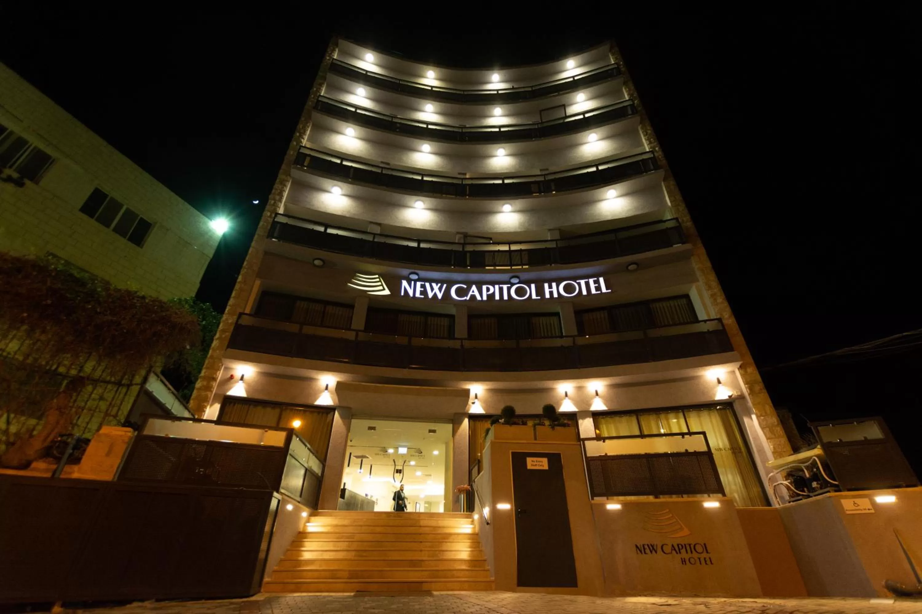 Facade/entrance in New Capitol Hotel - Jerusalem