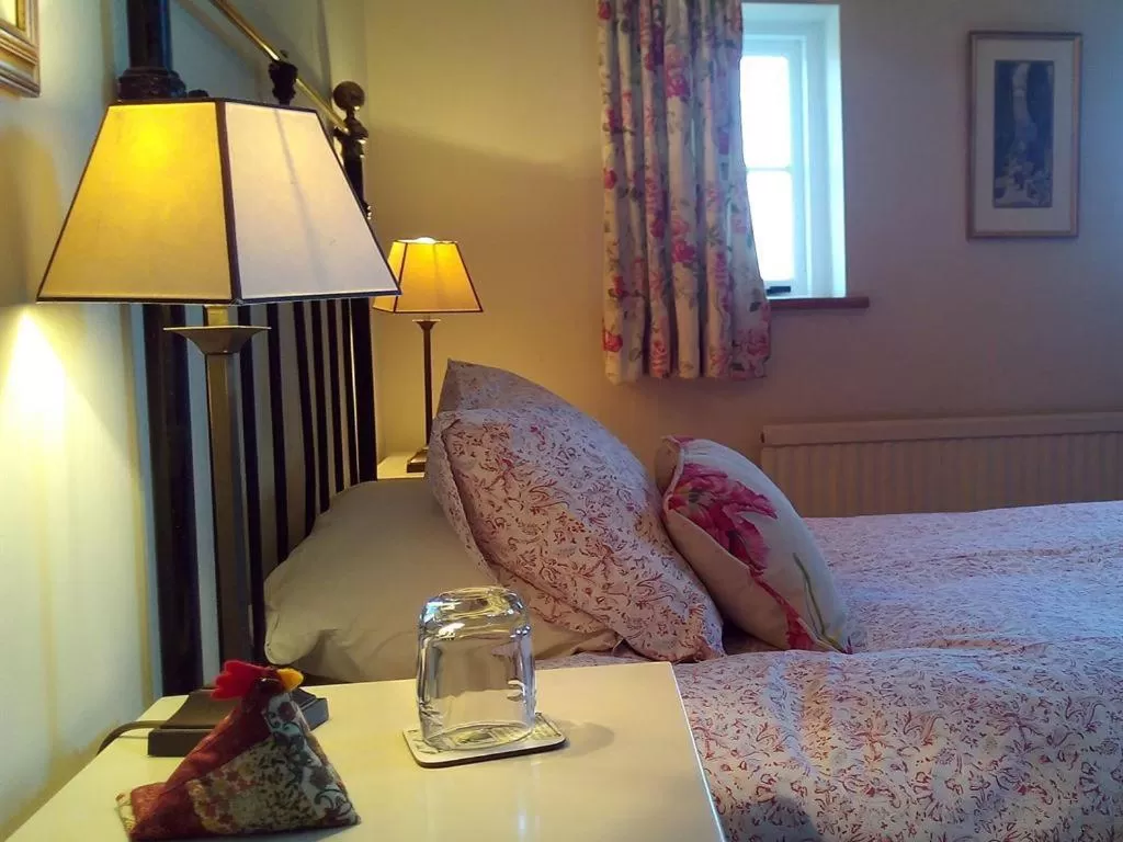 Bedroom, Bed in Field Farm Cottage B&B