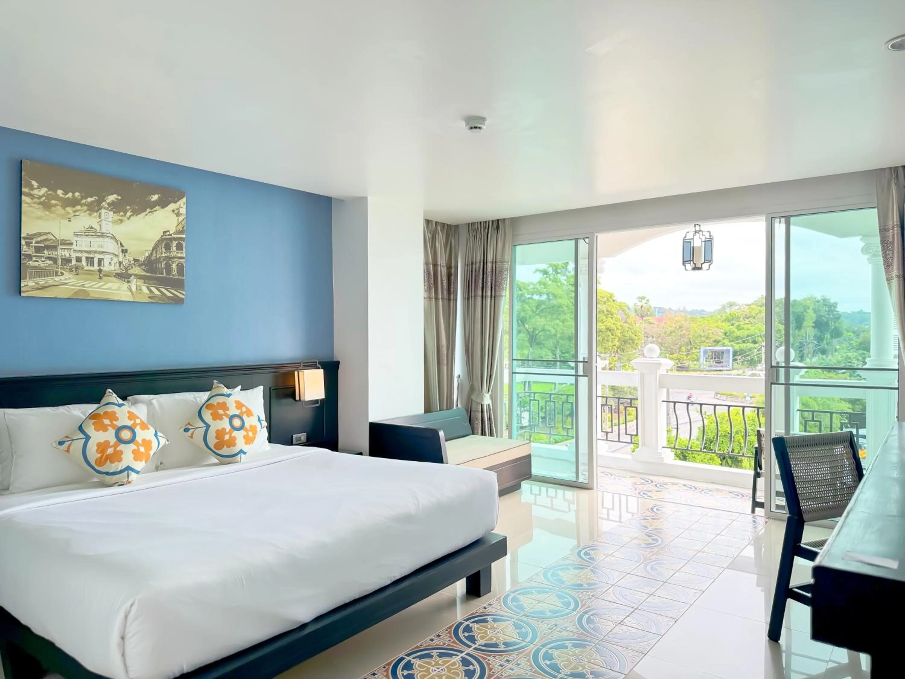 Bed in Grand Supicha City Hotel