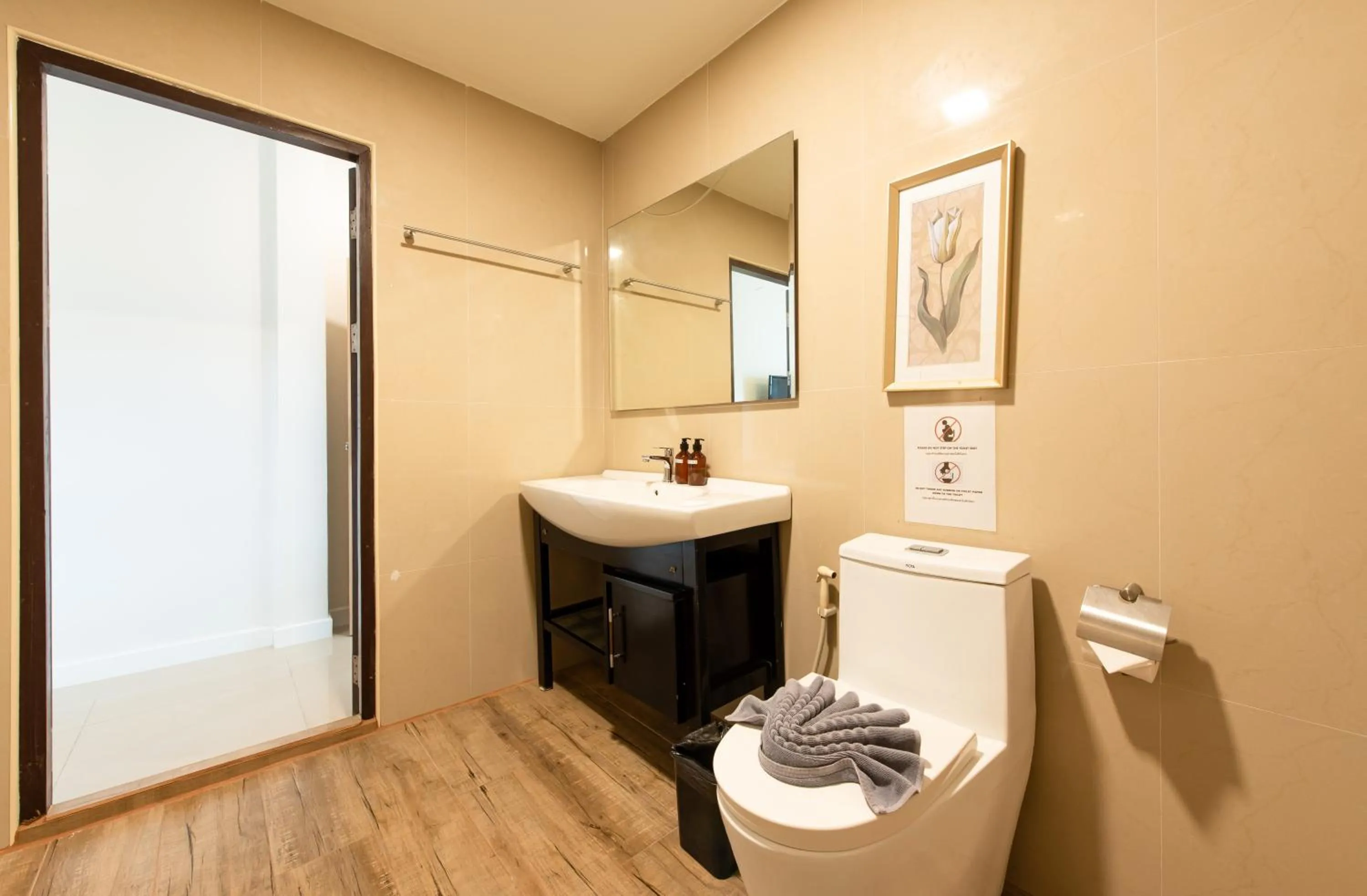 Bathroom in The Golden Ville Boutique Hotel and Spa