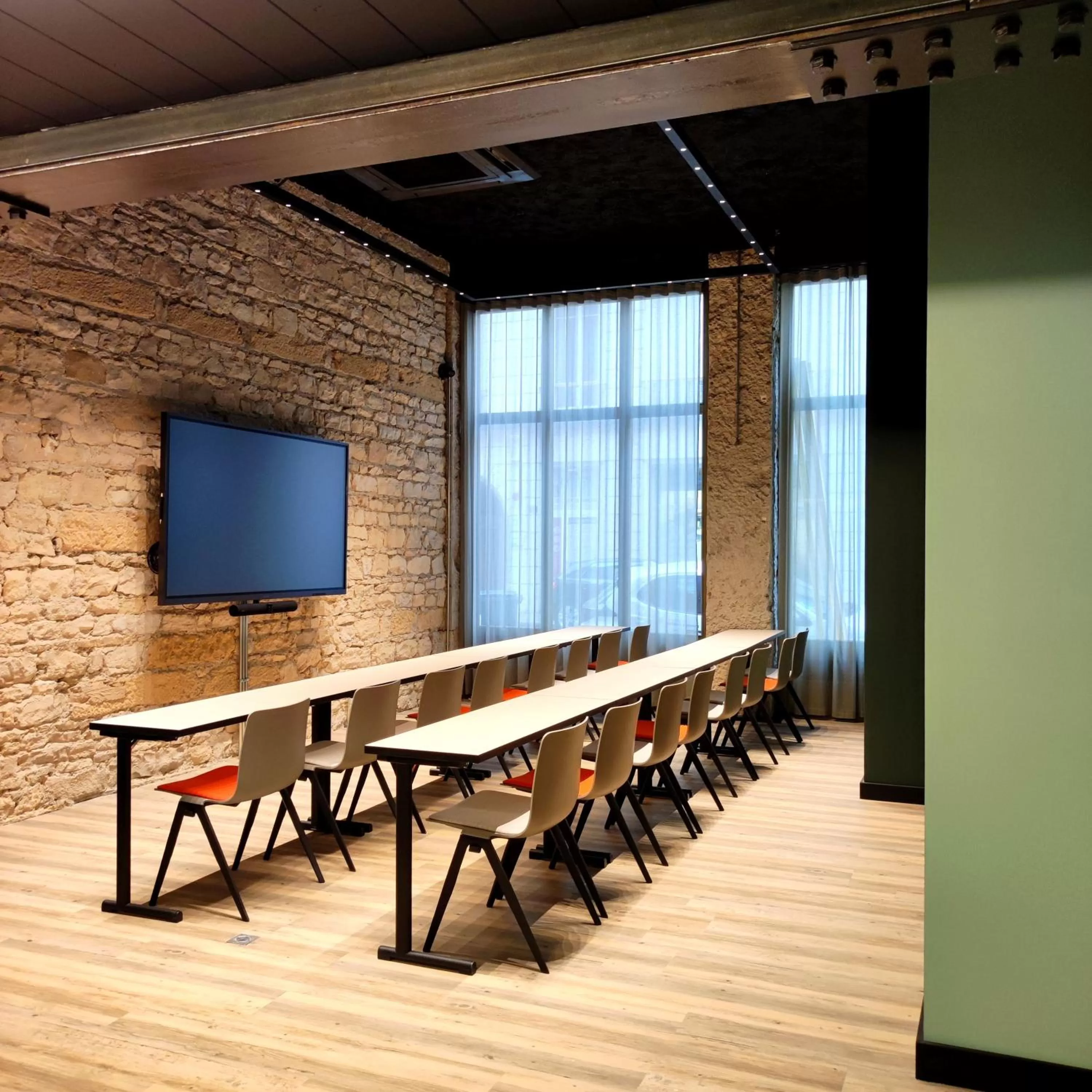 Business facilities in Hôtel Le Roosevelt Lyon