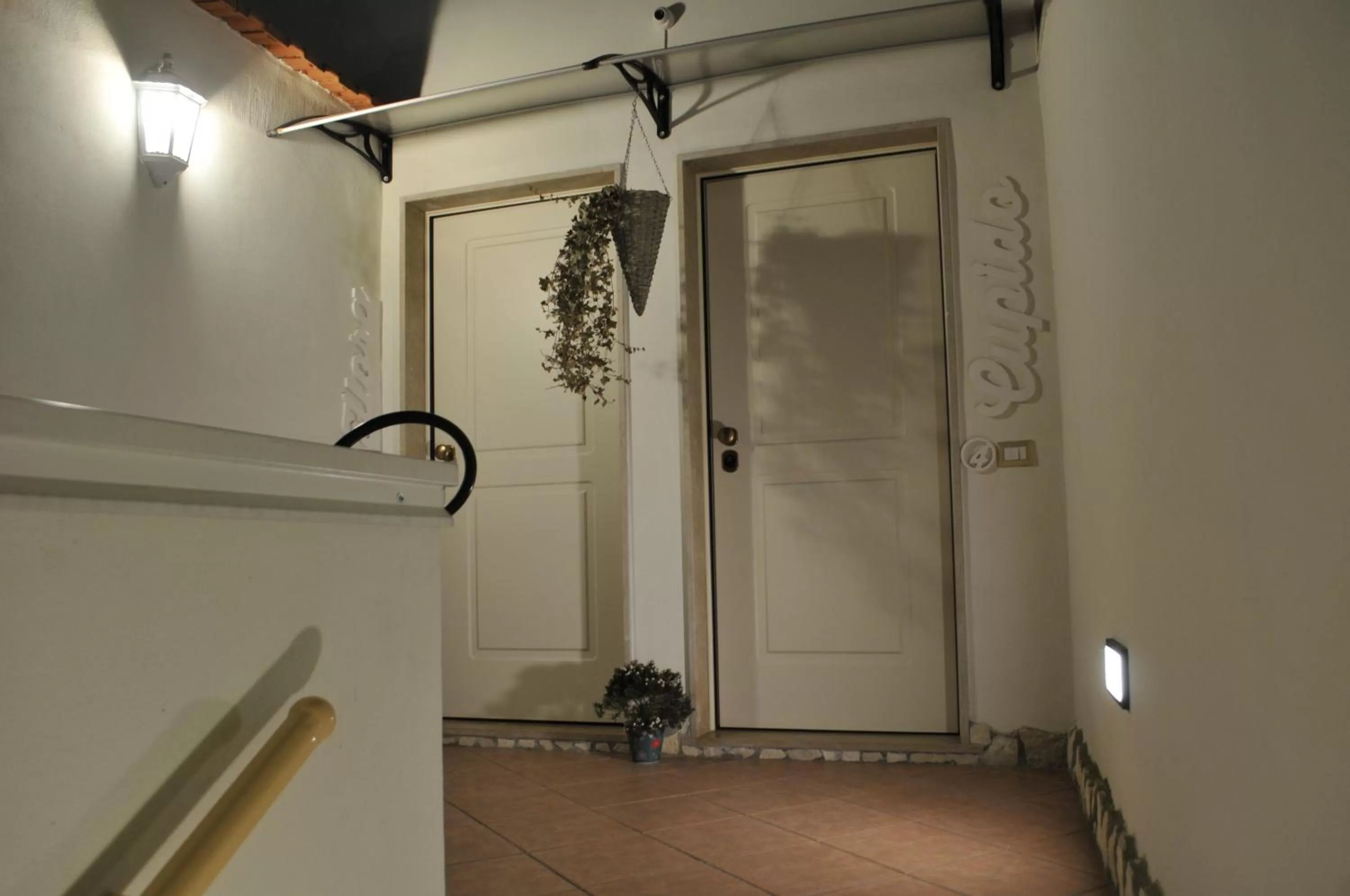 Property building in V&V Suite & Breakfast