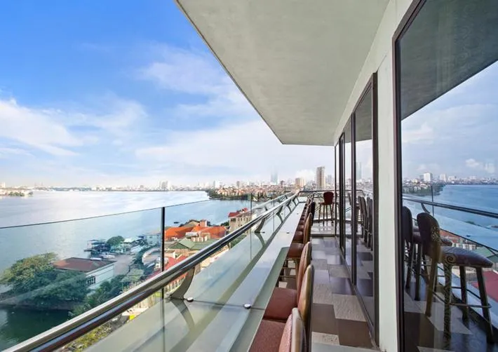 Restaurant/places to eat in Sunset Westlake Hanoi Hotel