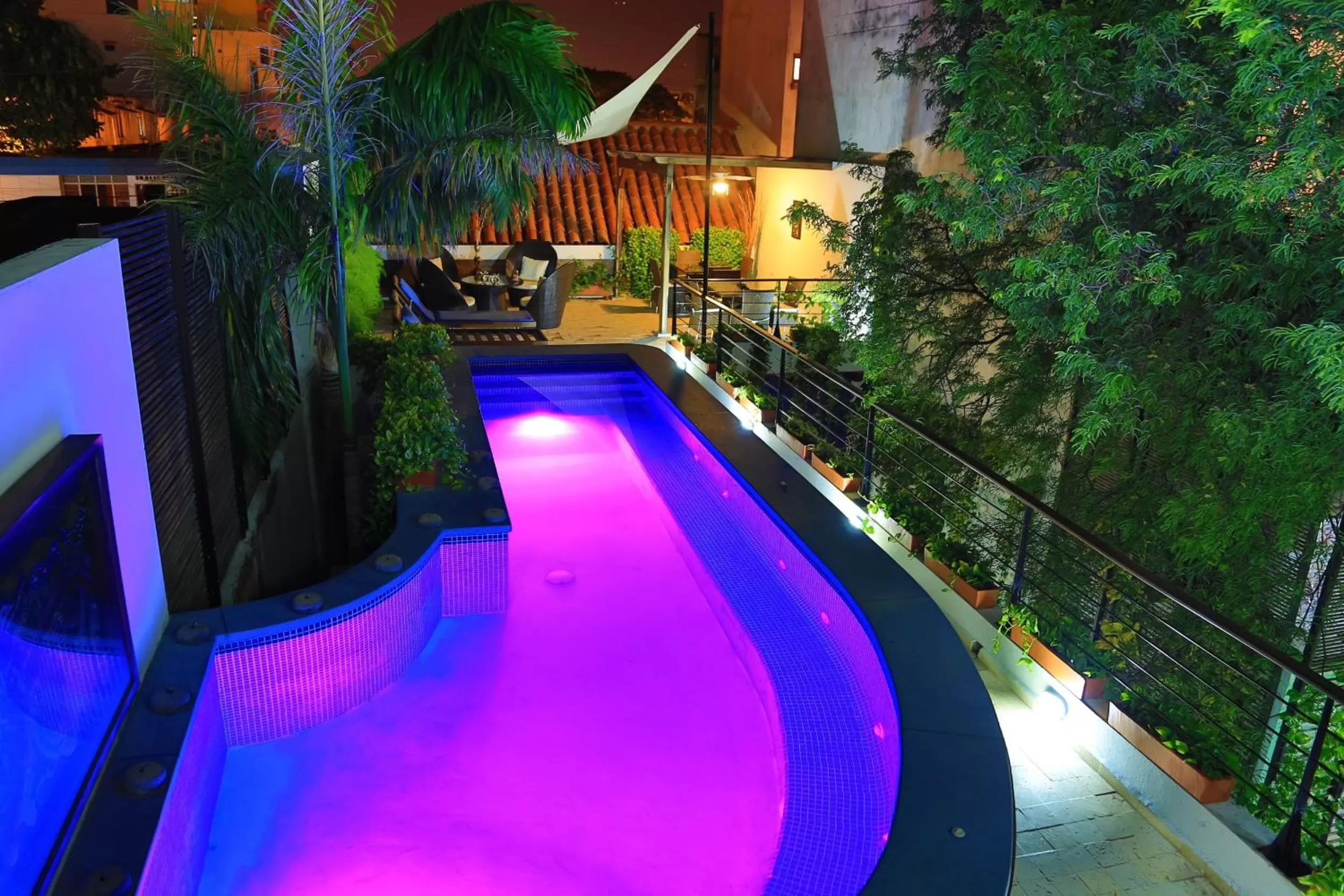 Swimming pool in Casa de Isabella, a Kali Hotel