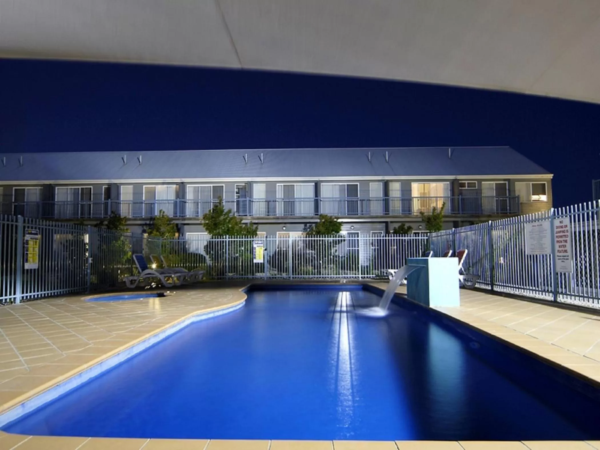 Facade/entrance in Quest Williamstown North