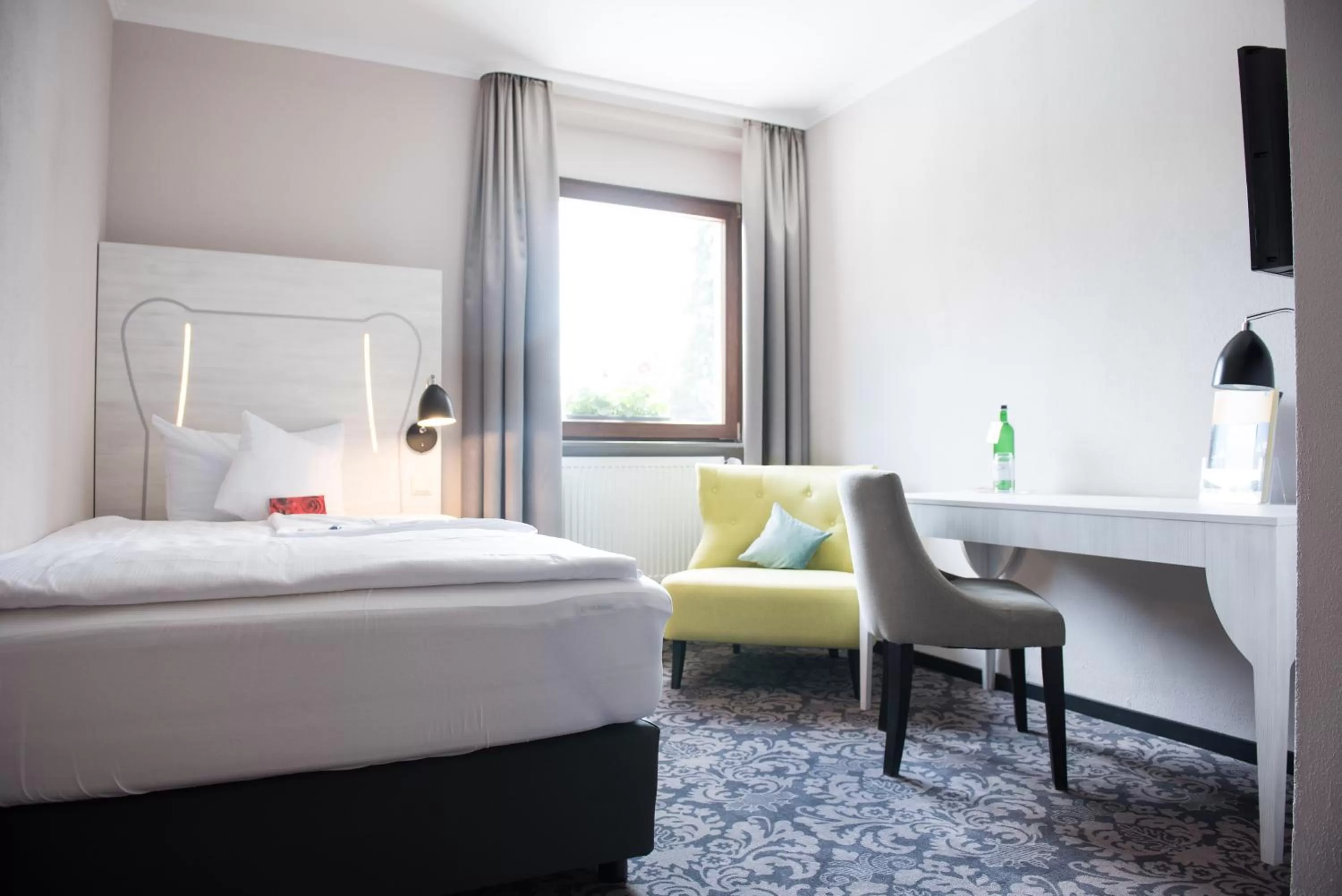 Day, Bed in Parkhotel Schillerhain