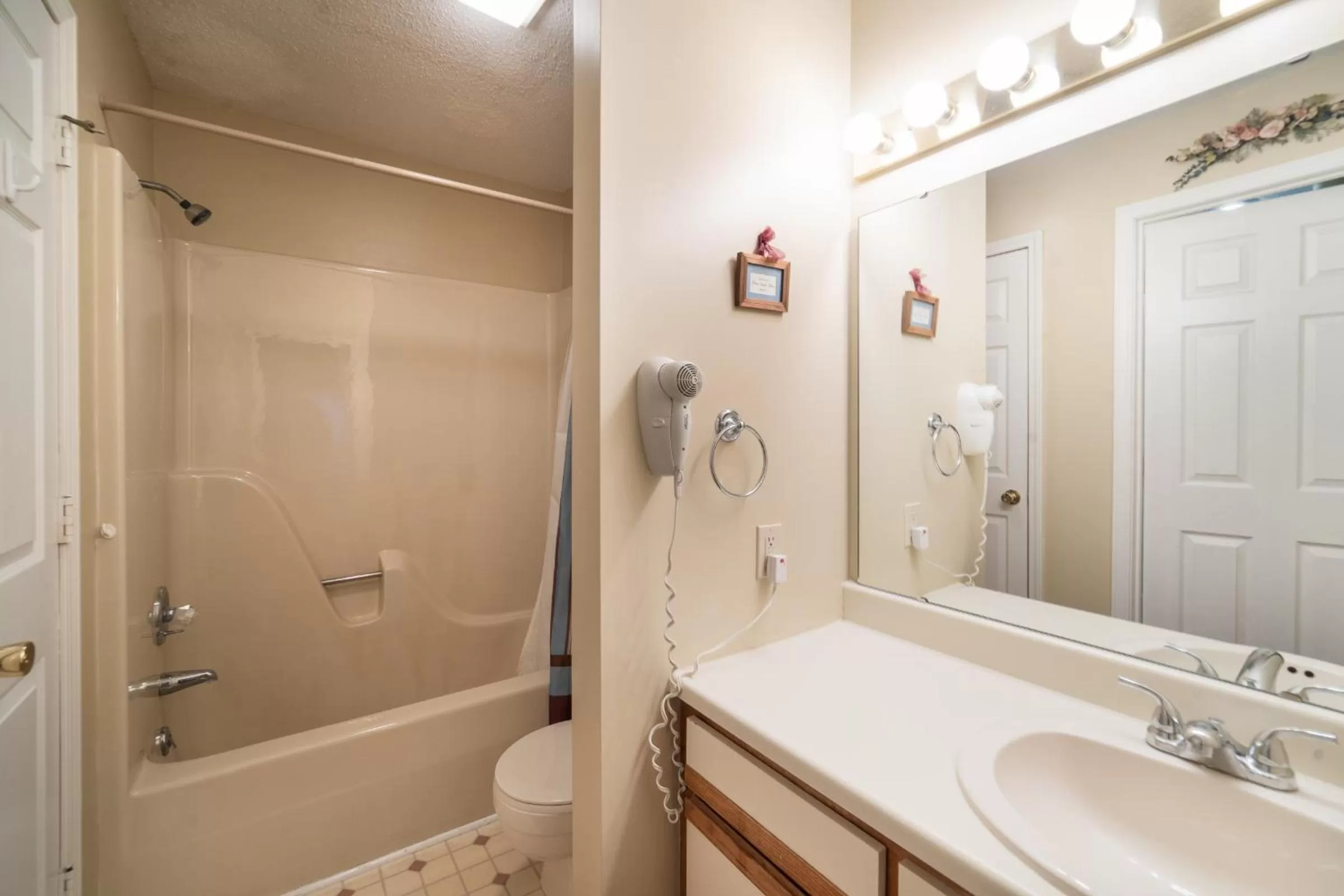 Bathroom in Pointe Royale Golf Resort