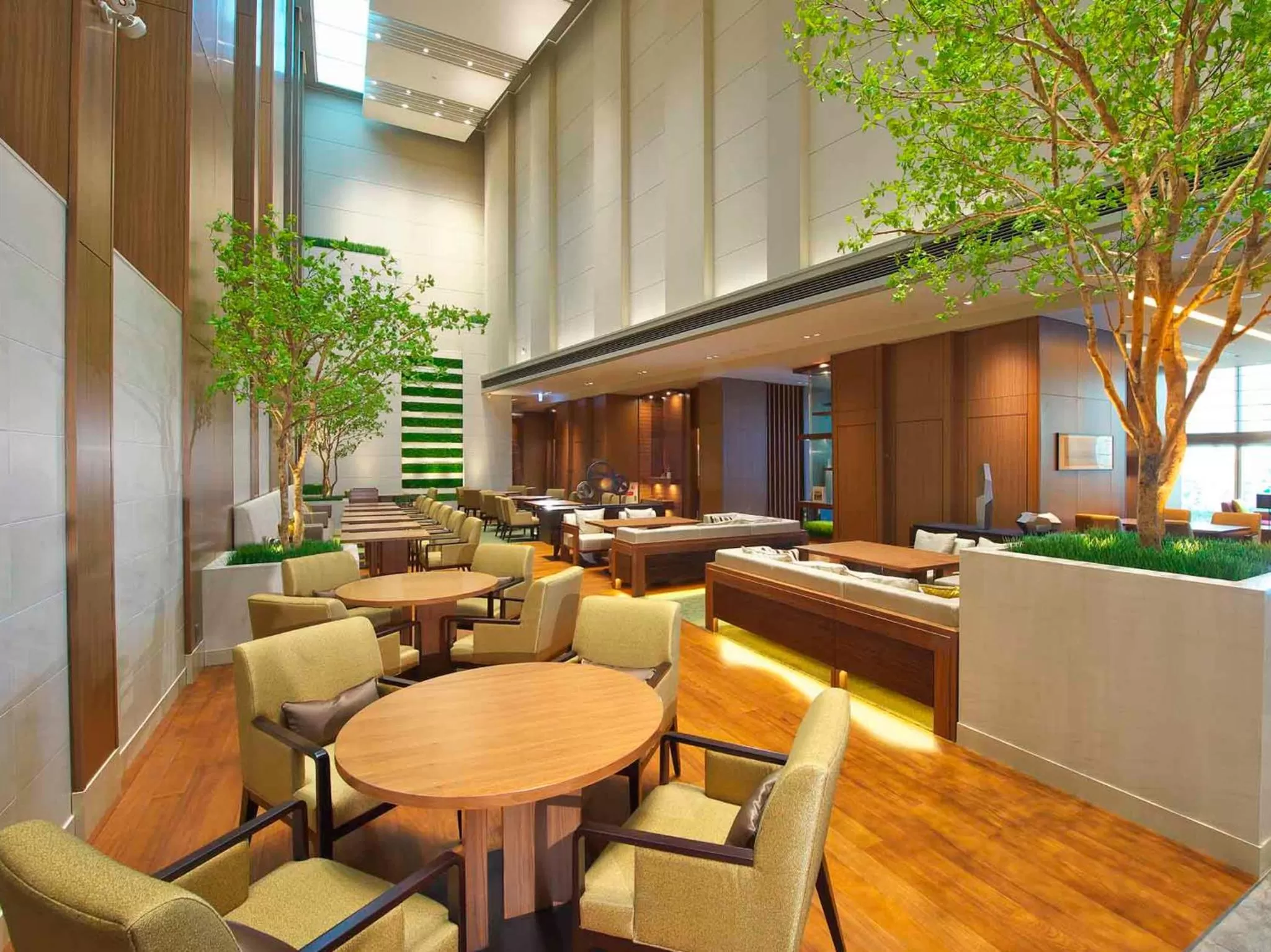 Lobby or reception in Osaka Marriott Miyako Hotel