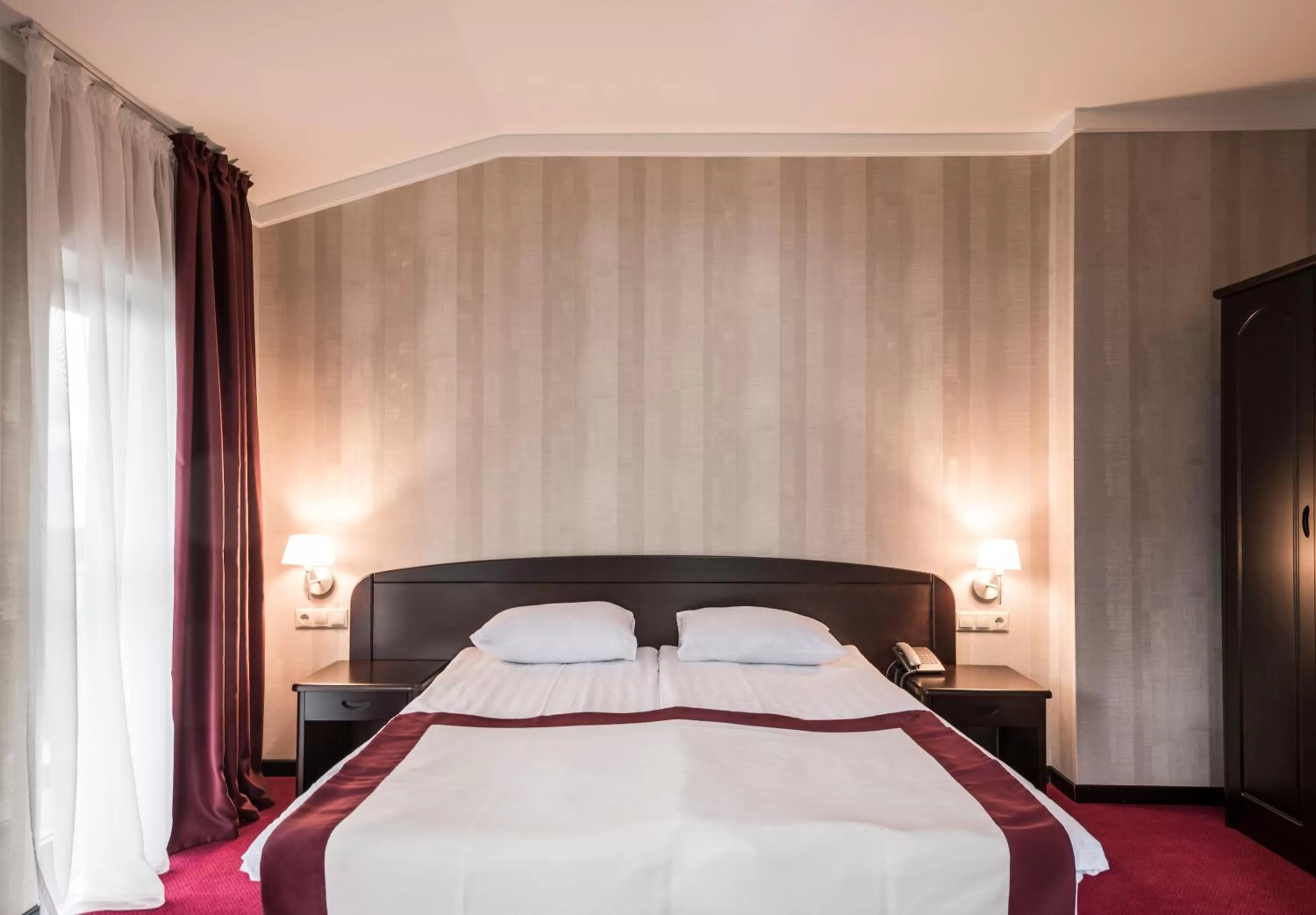 Bed in Kopala Tskneti Hotel