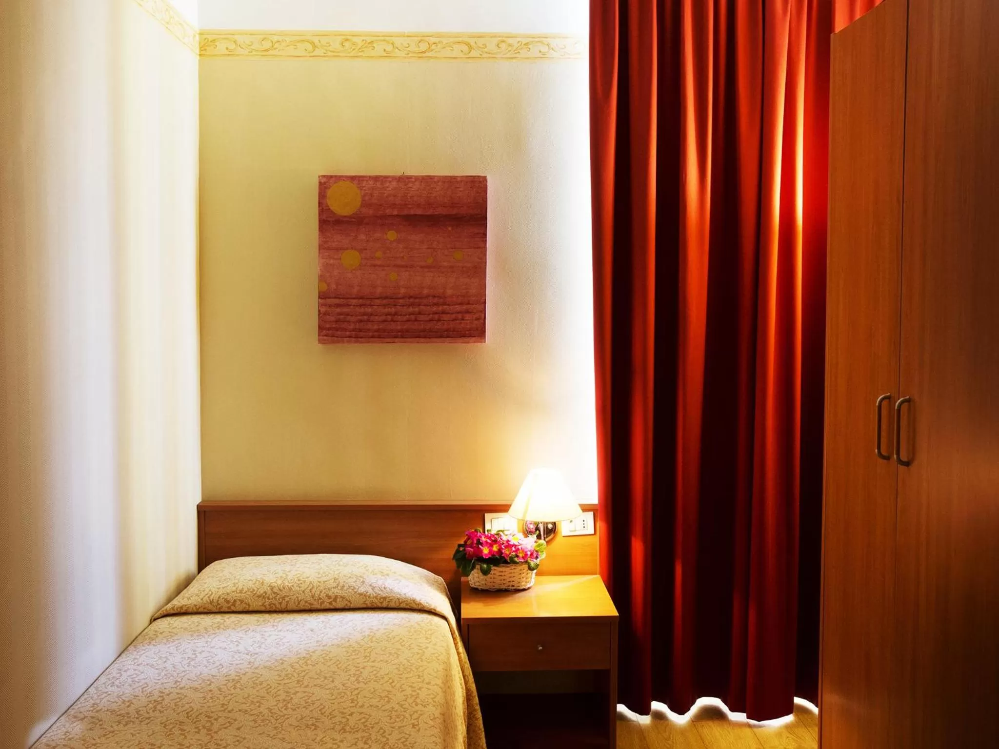 Bedroom, Bed in Hotel Fortuna