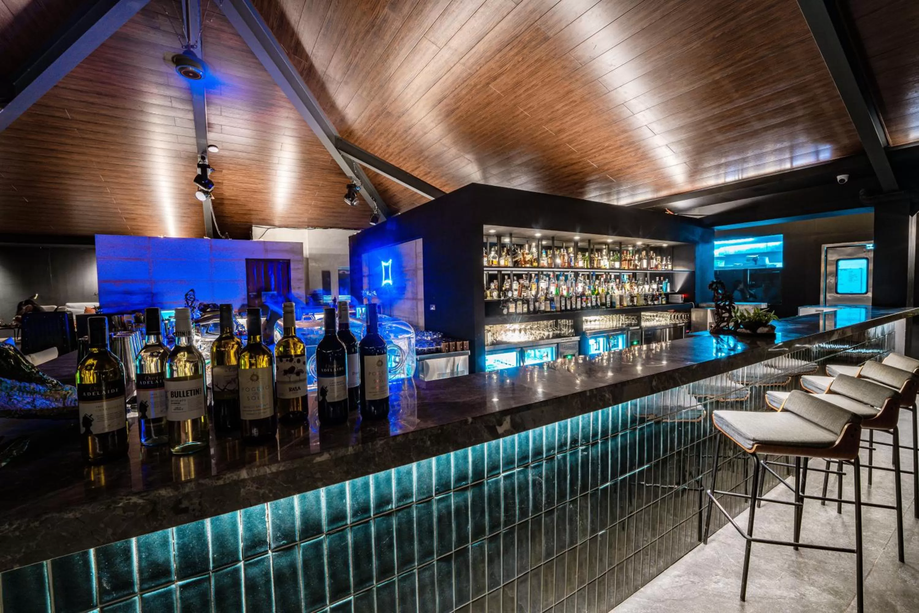 Lounge or bar in H Hotel El Nido - Vegan Friendly Hotel Managed by H Hospitality Group