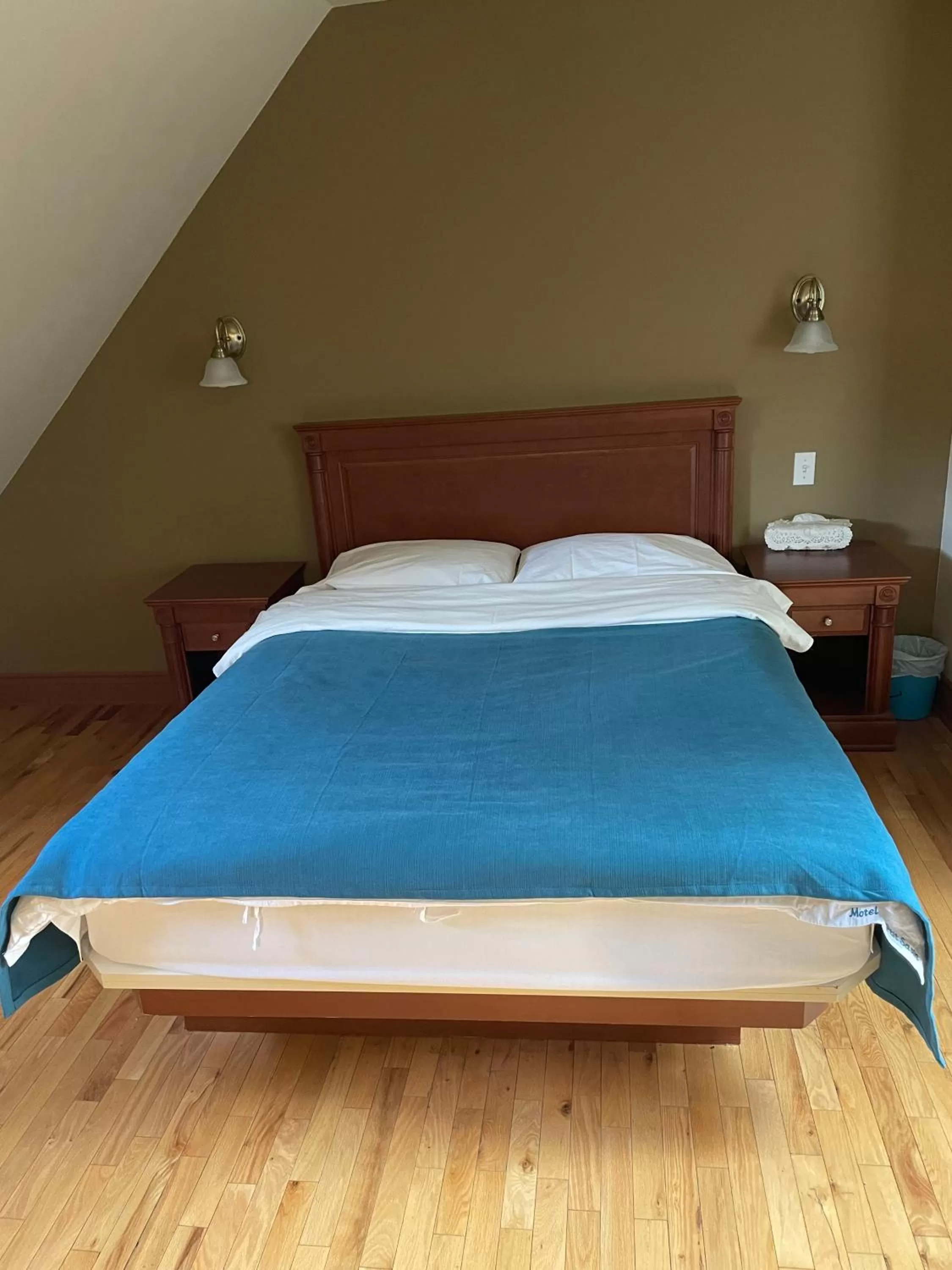 Bed in Motel au P'tit Sapin