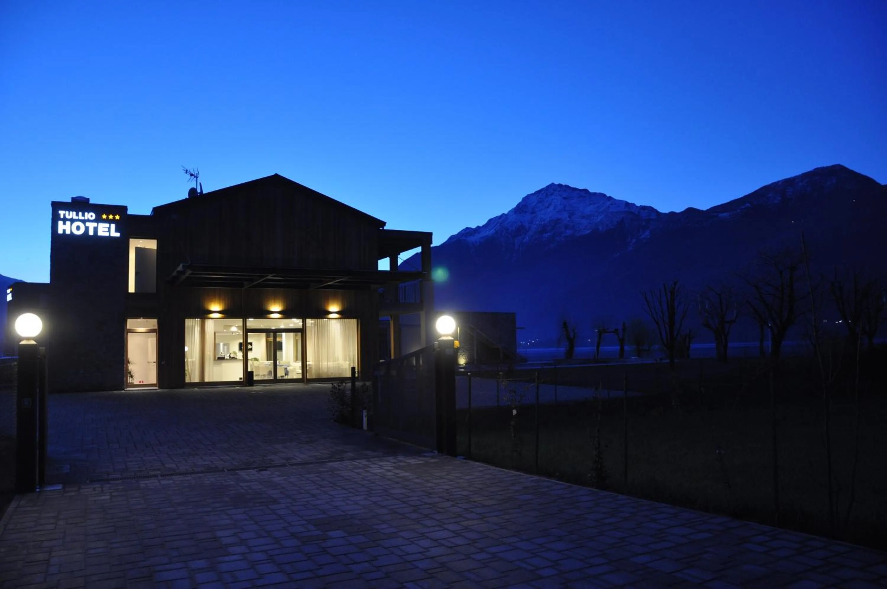Facade/entrance in Tullio Hotel