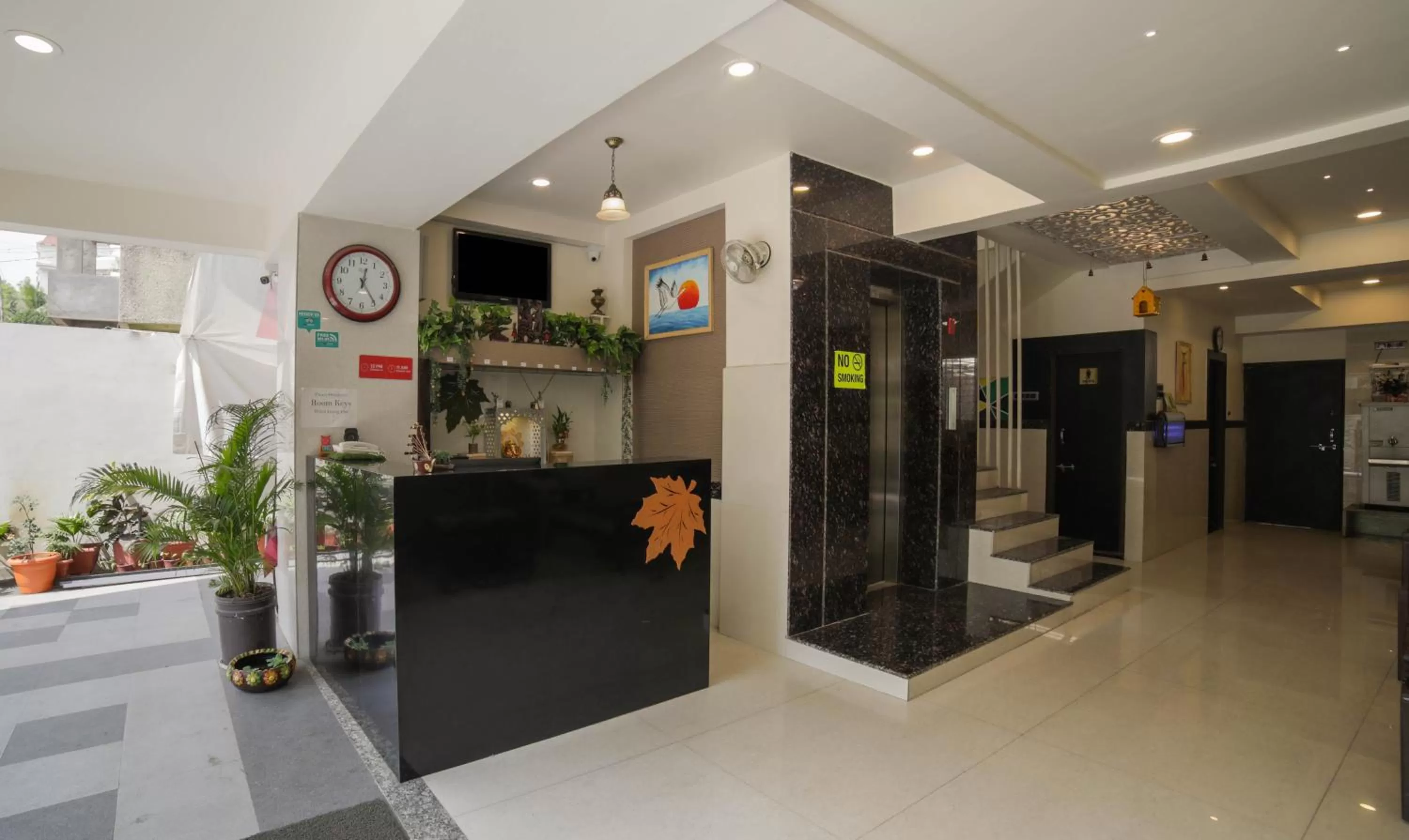 Lobby or reception in Itsy Hotels Le Clover