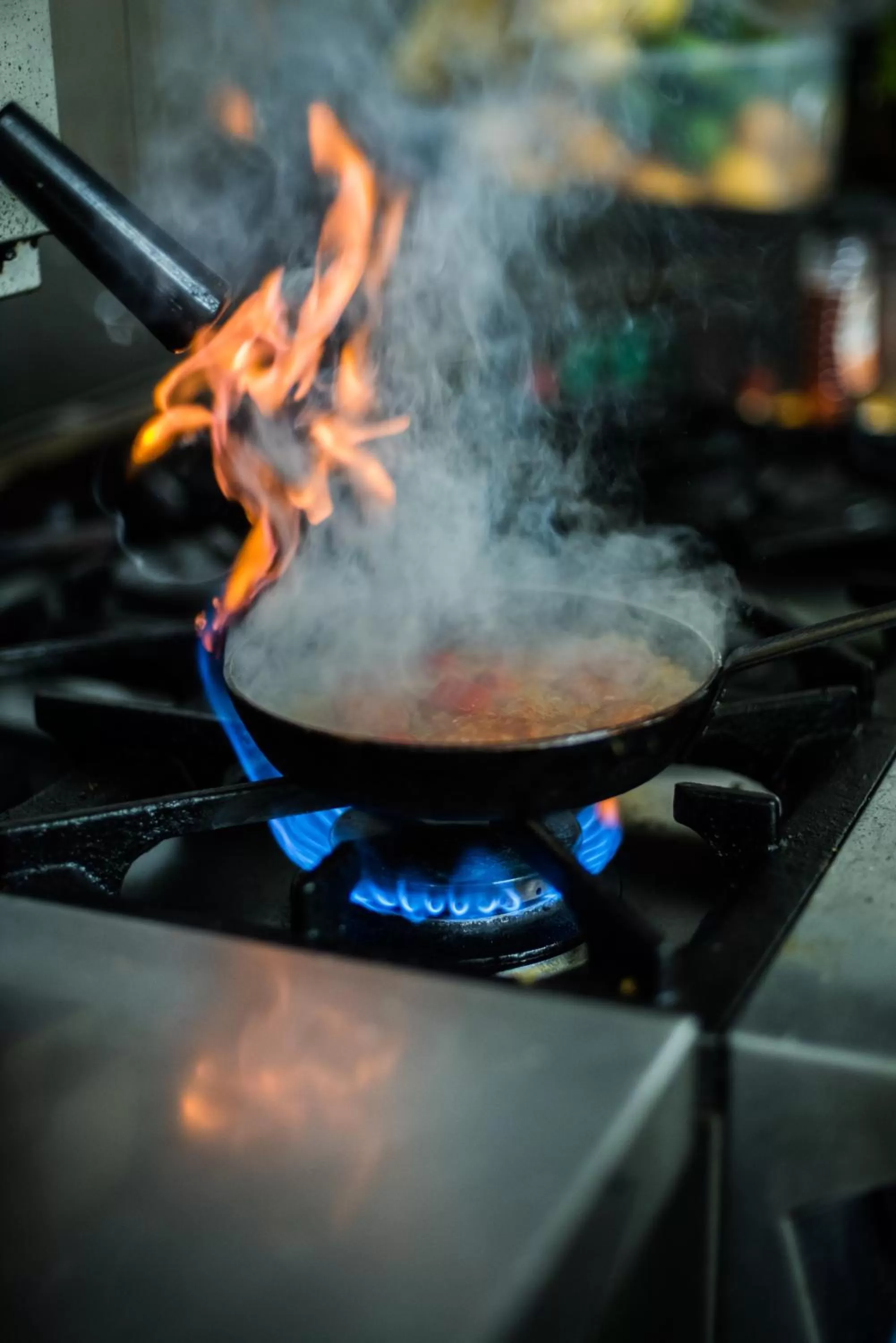 Food and drinks in The Crown