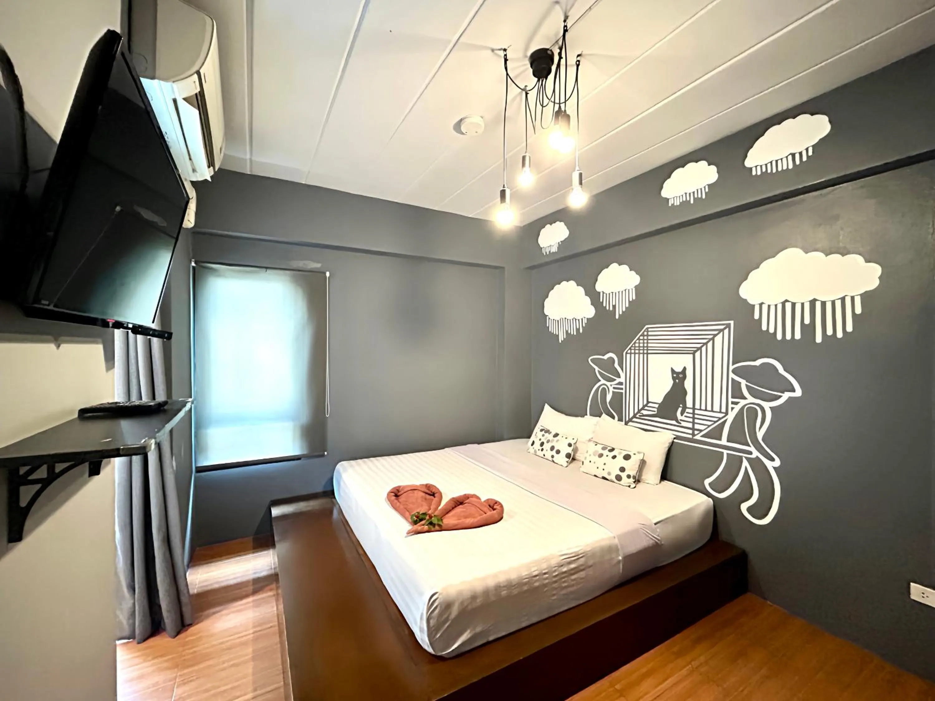 Bed in Hide Bangkok Hostel