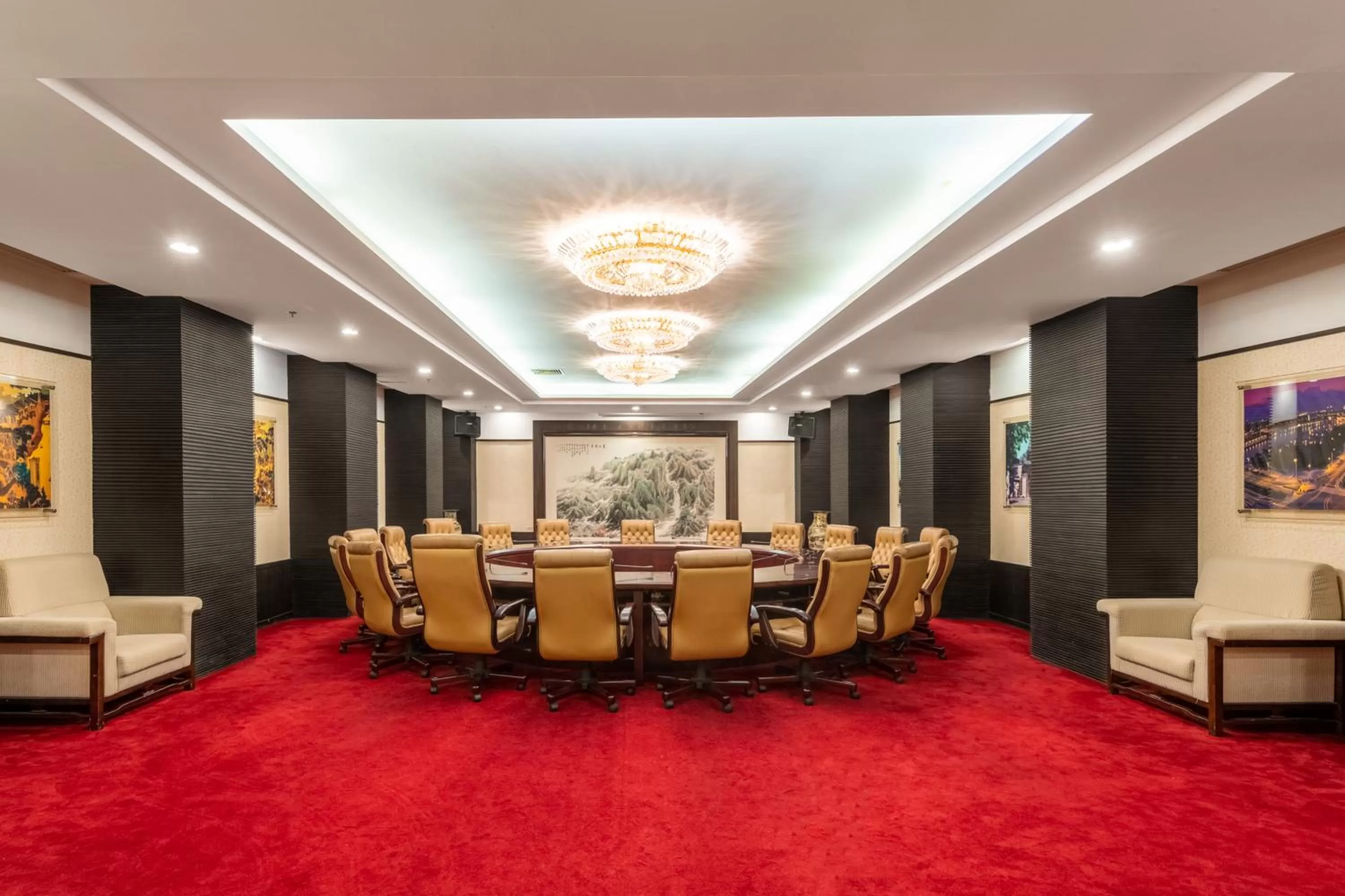 Meeting/conference room in Crowne Plaza Foshan by IHG