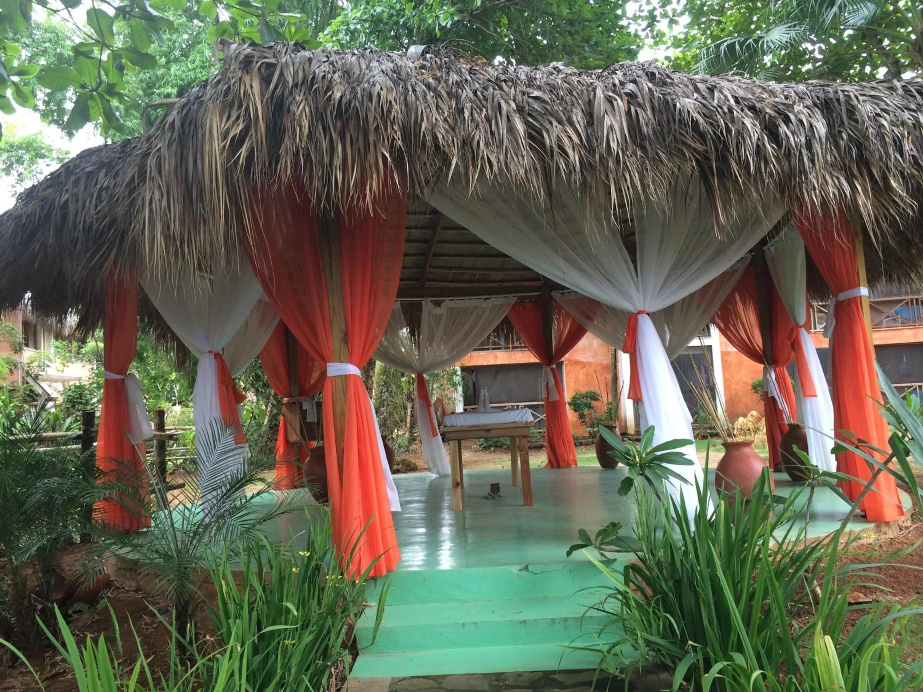 Massage in La Residencia del Paseo