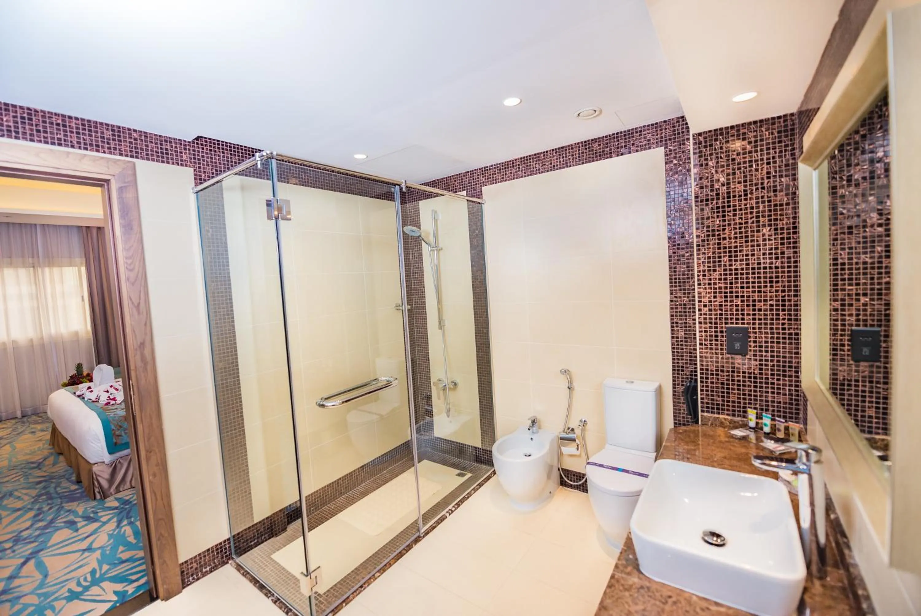 Bathroom in MENA Plaza Hotel Albarsha At The Mall