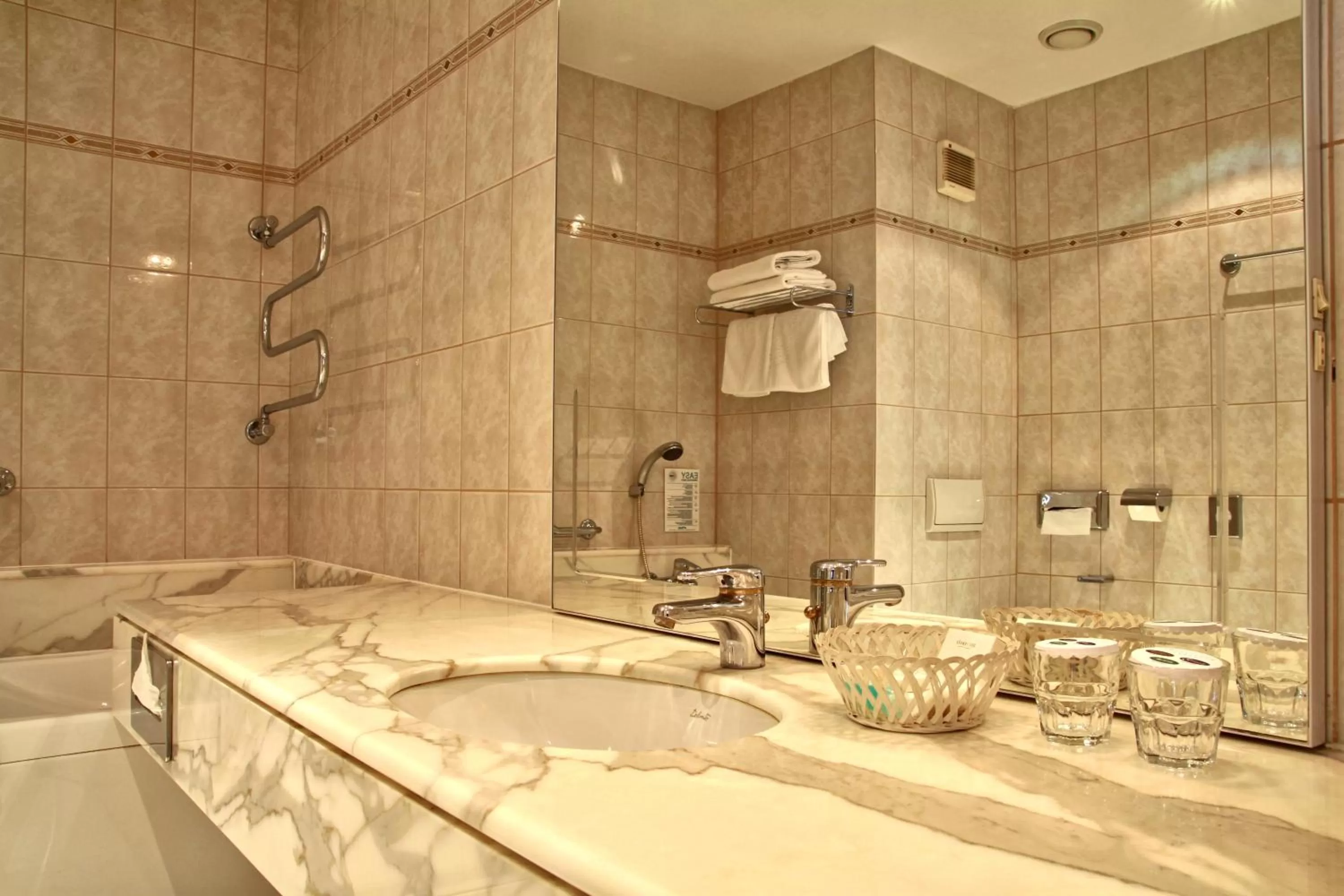 Bathroom in Ambassador Zlata Husa