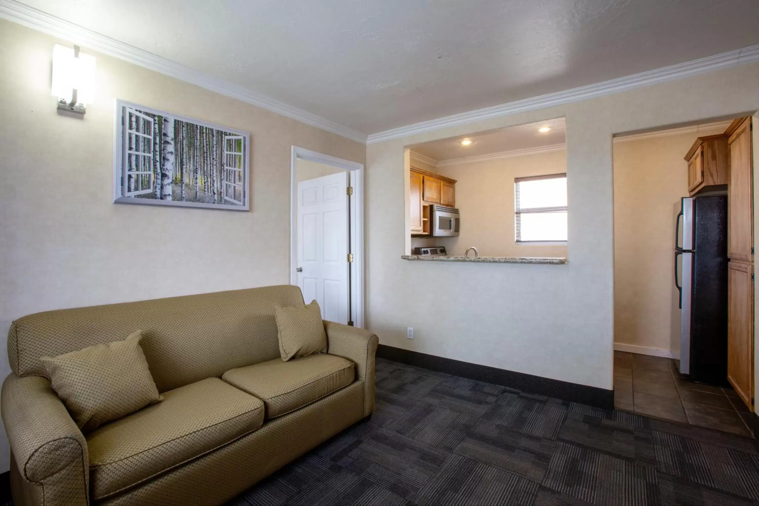 Penthouse Suite in Hotel Aspen Flagstaff/ Grand Canyon InnSuites Penthouse Suite in Hotel Aspen Flagstaff/ Grand Canyon InnSuites