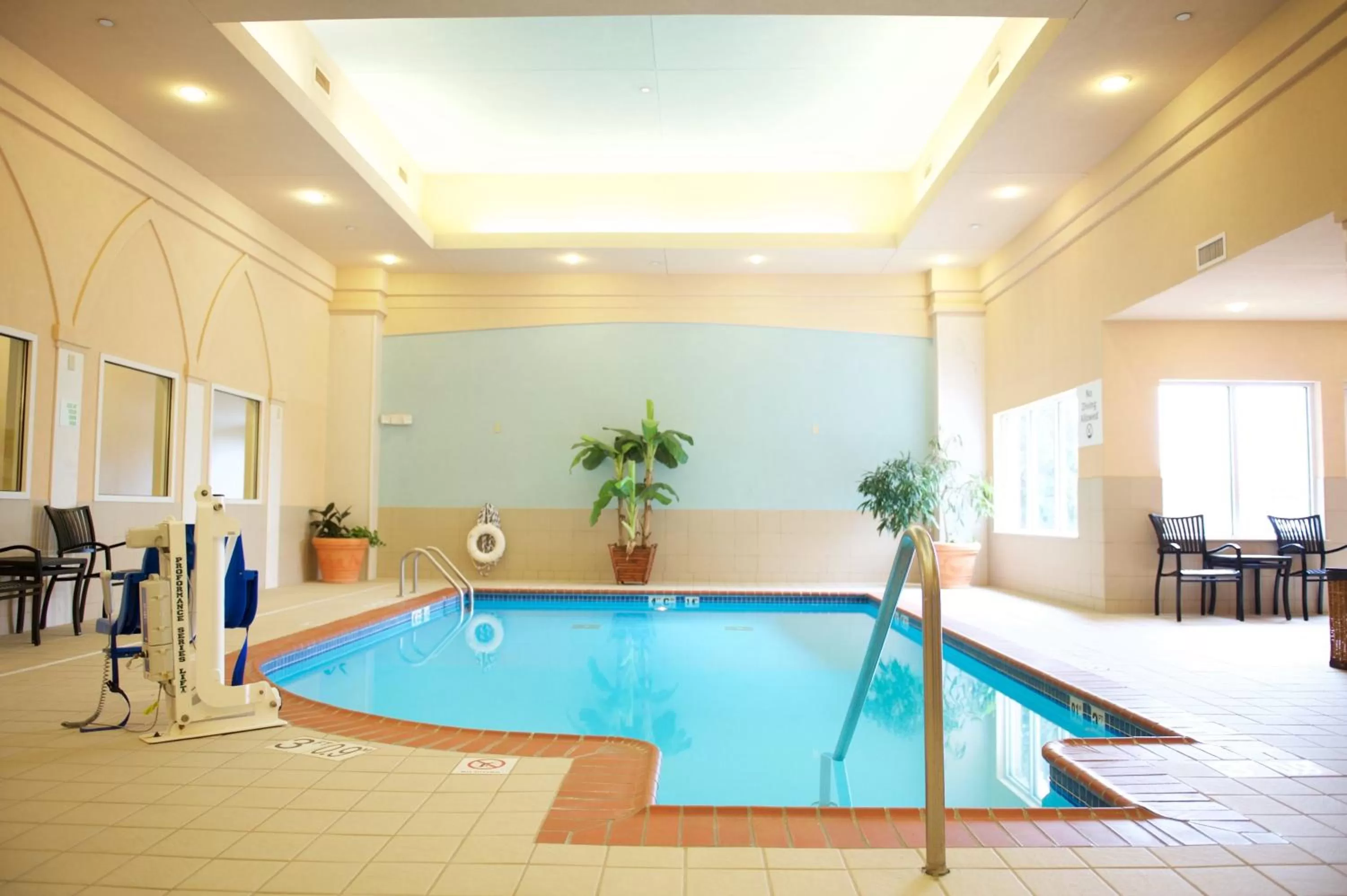 Swimming pool in Holiday Inn Effingham by IHG