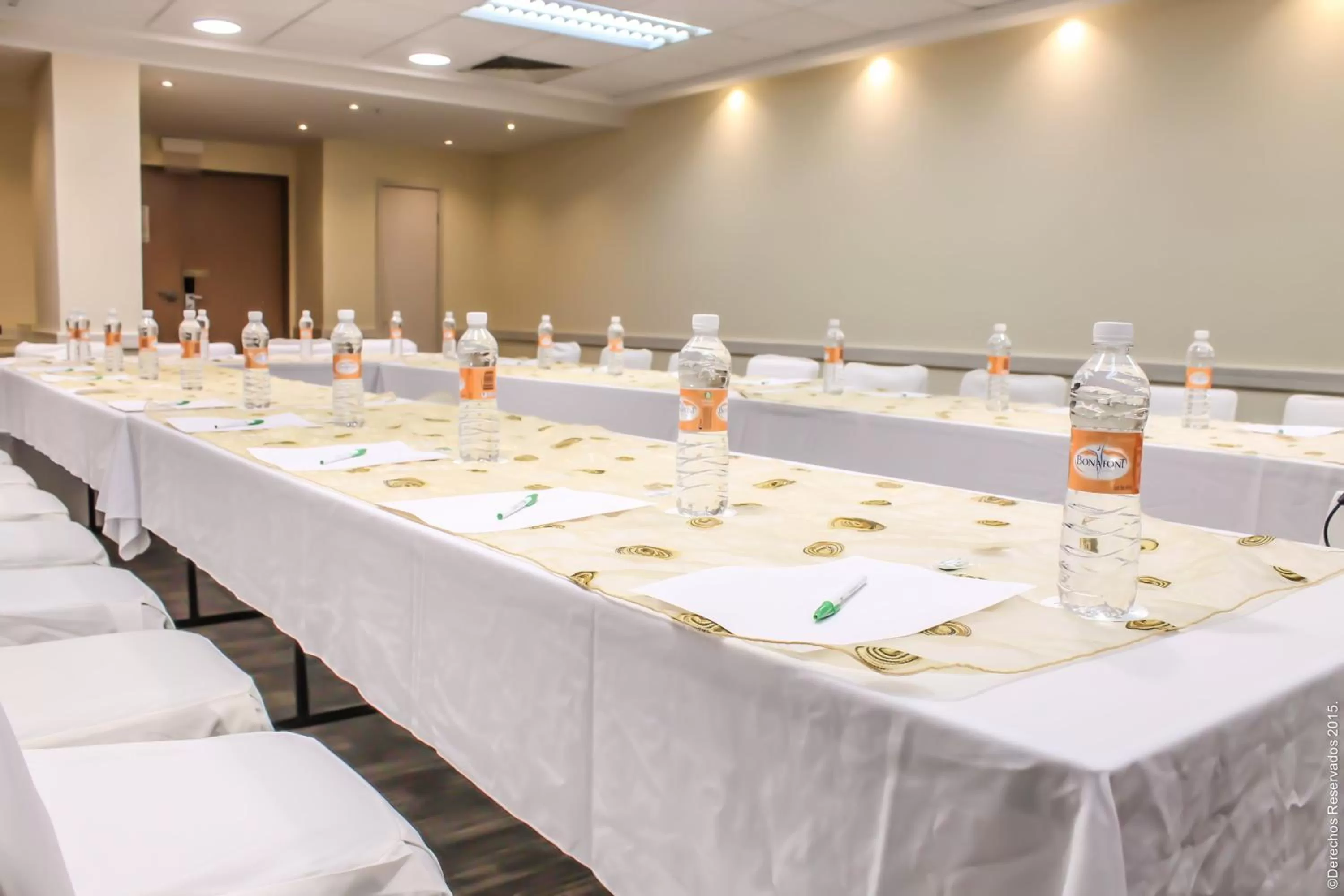 Spa and wellness centre/facilities in Holiday Inn Leon-Convention Center by IHG