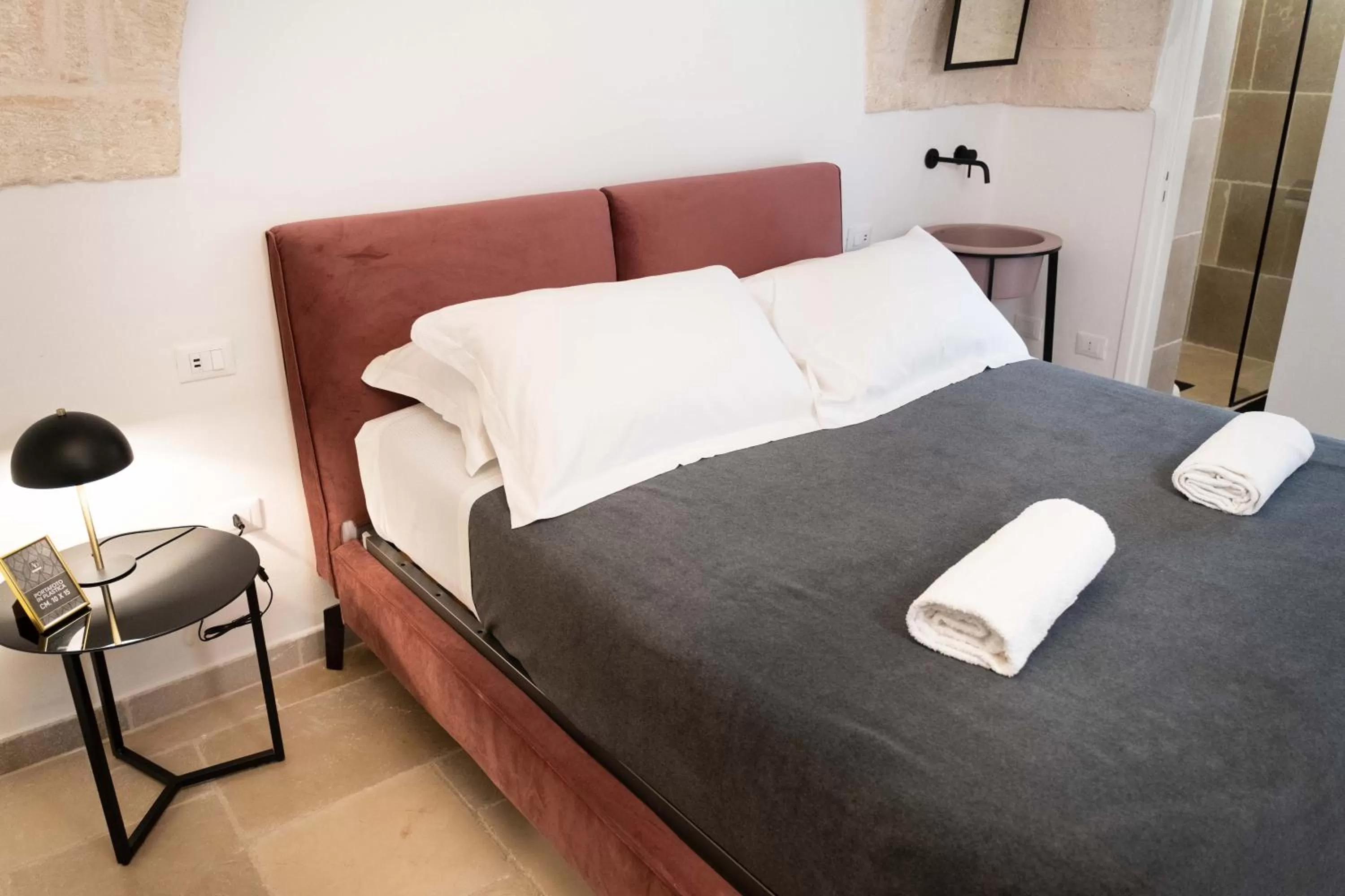 Bed in Dama Bianca Boutique Hotel Ostuni