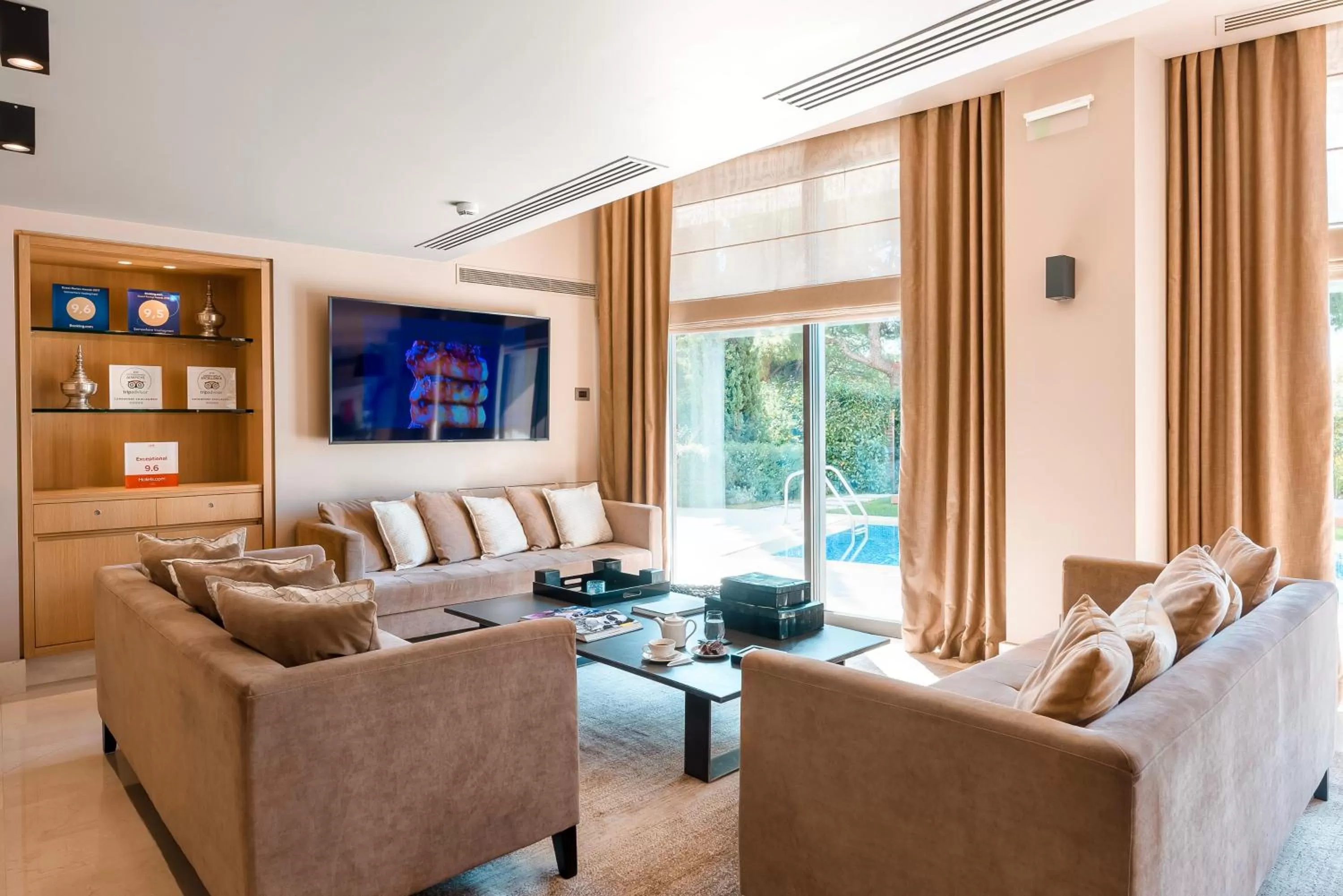 Lounge or bar in Somewhere Vouliagmeni