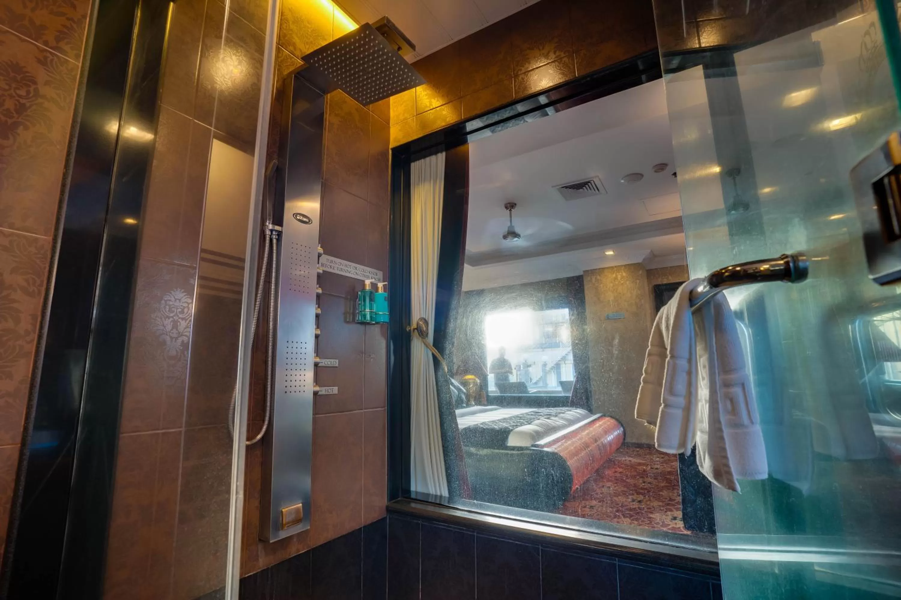 New Millennium Junior Suite in ABC Hotel Party and Business Hotel