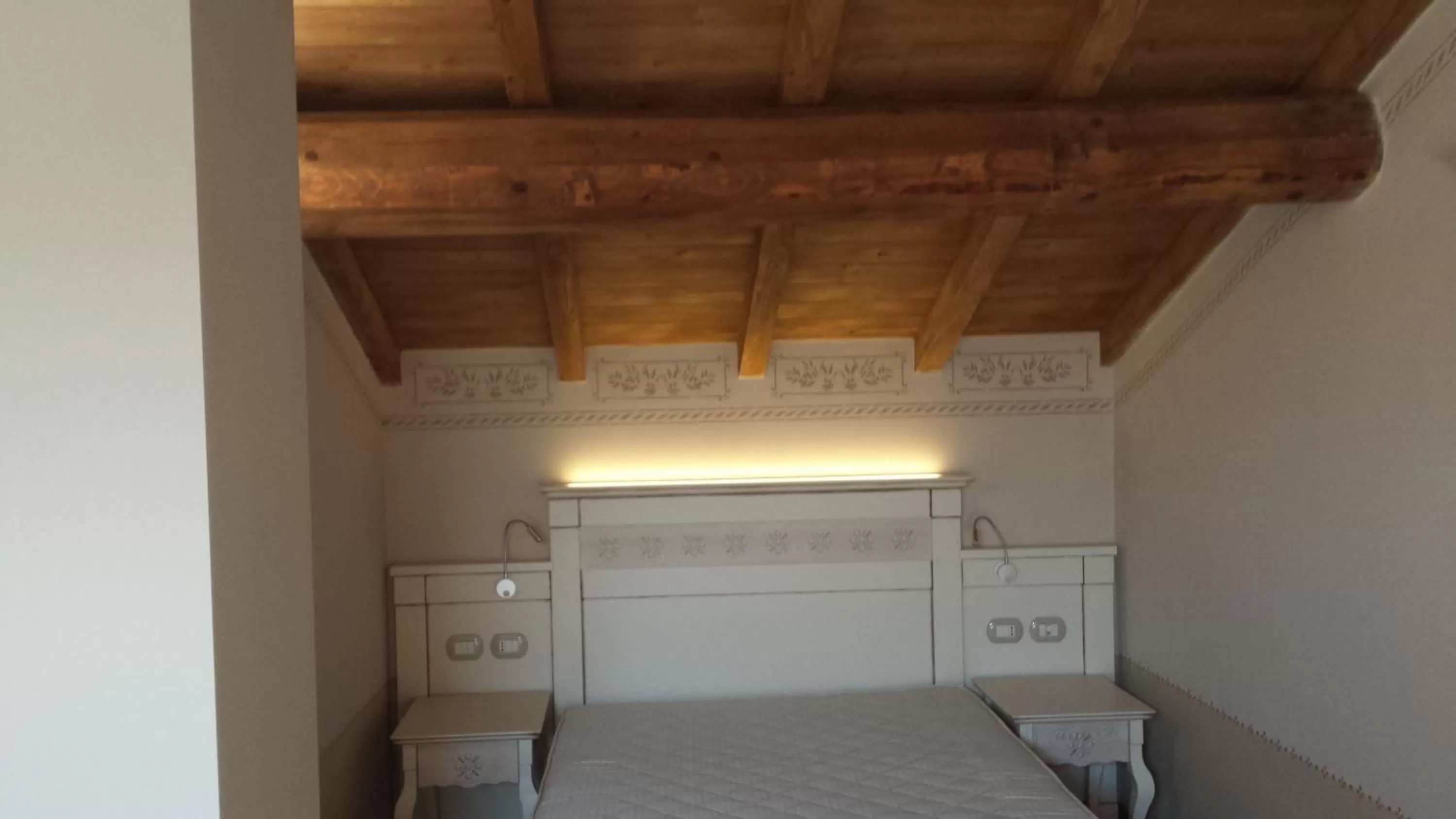 Photo of the whole room, Bed in Hotel Sesmones