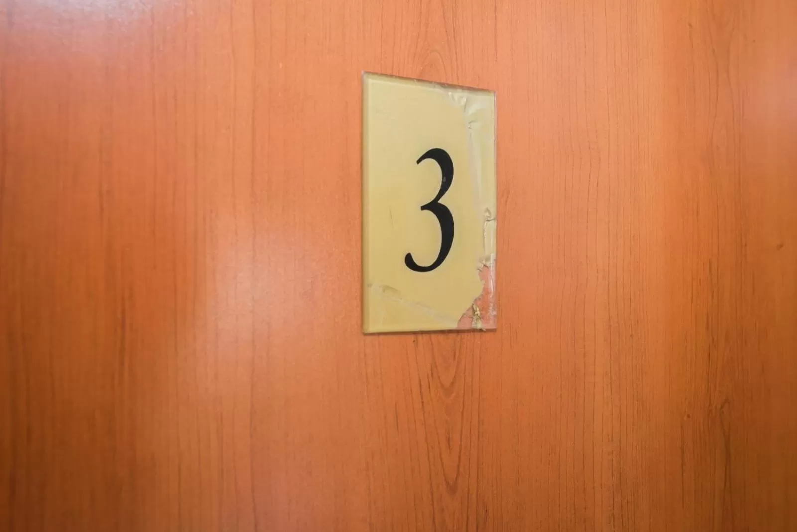 Logo/Certificate/Sign in Guesthouse Helena