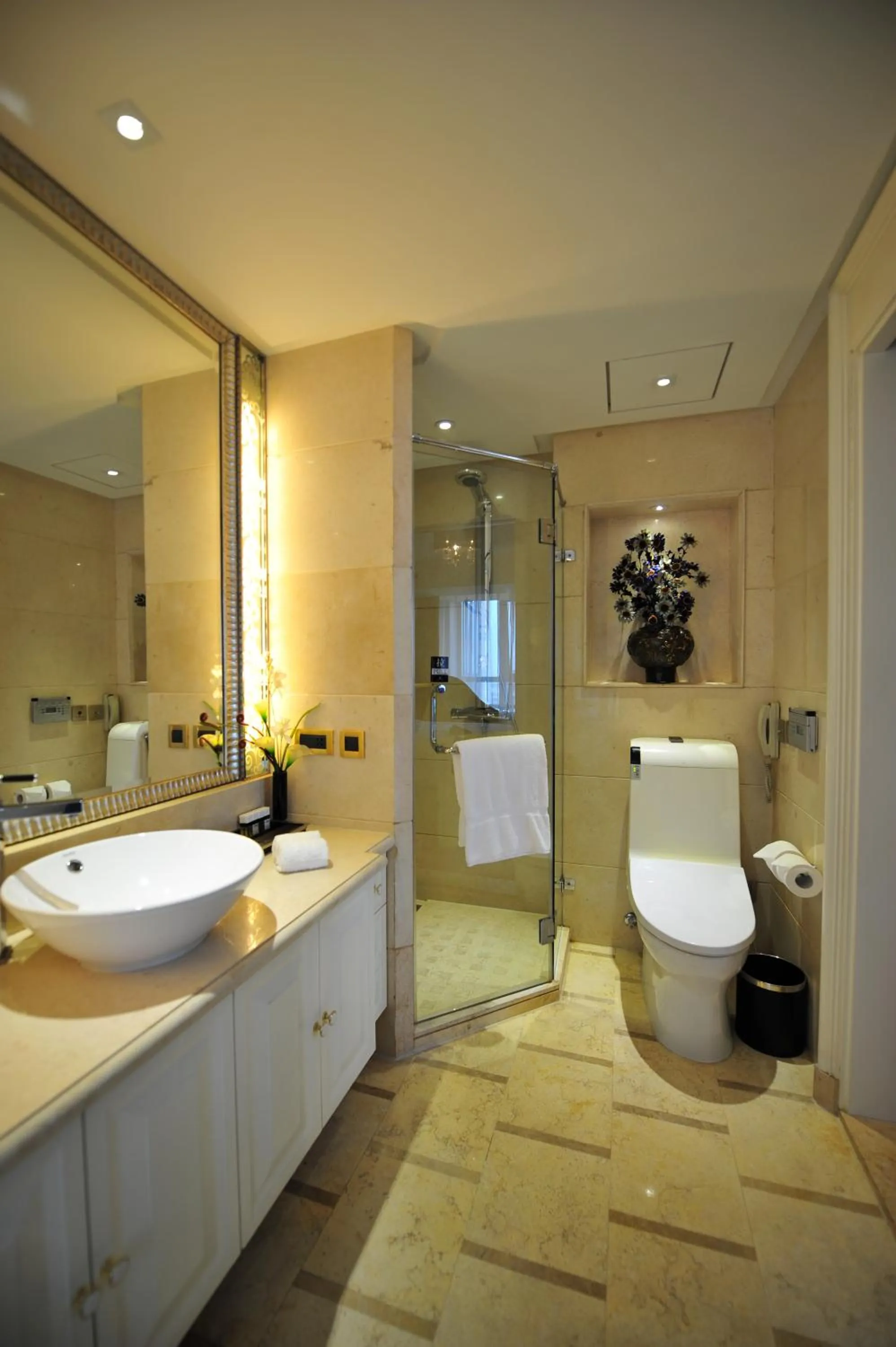 Bathroom in Wealthy All Suite Hotel Suzhou