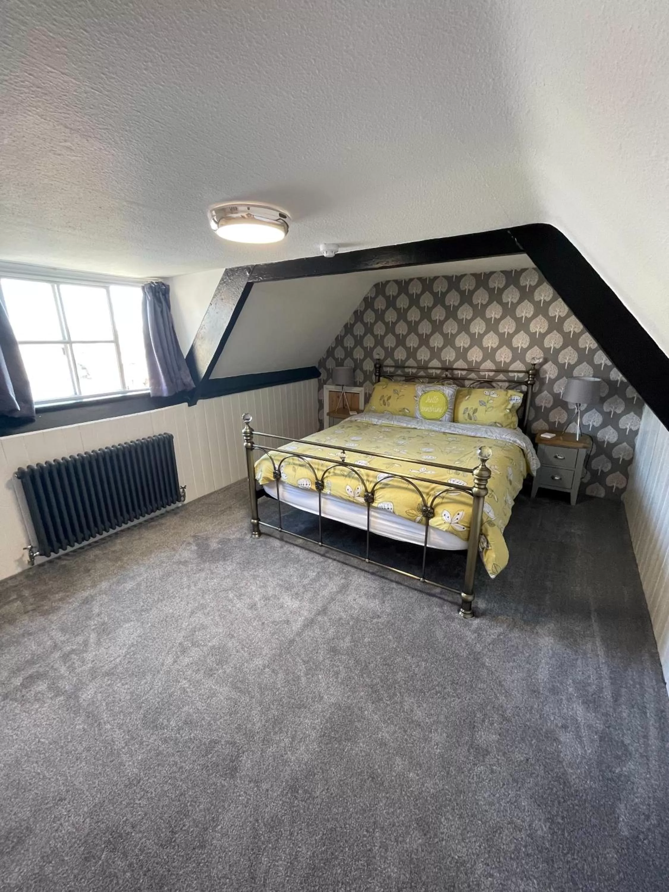 Bedroom, Bed in The Little Angel