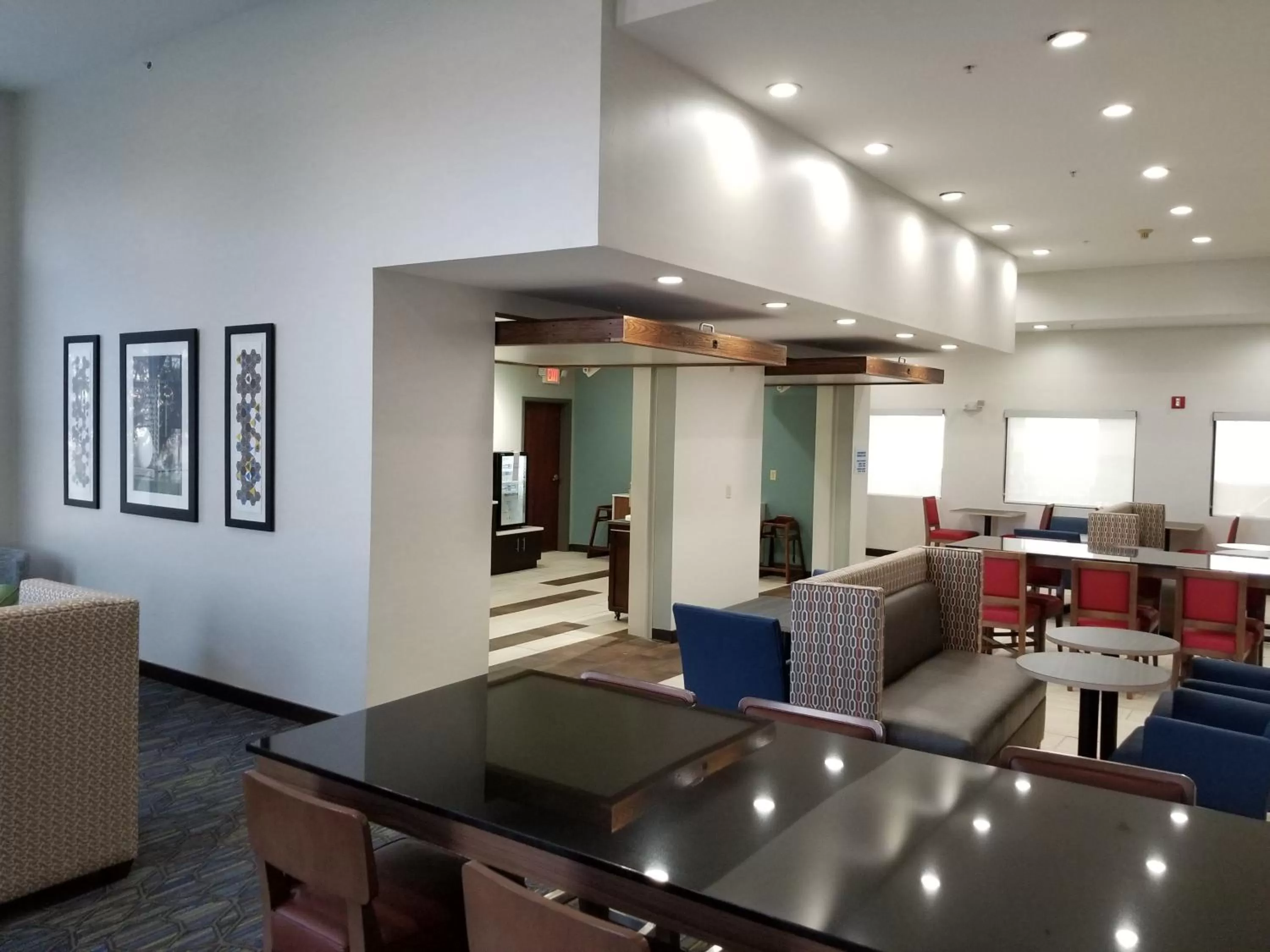 Breakfast in Holiday Inn Express Birch Run-Frankenmuth Area by IHG