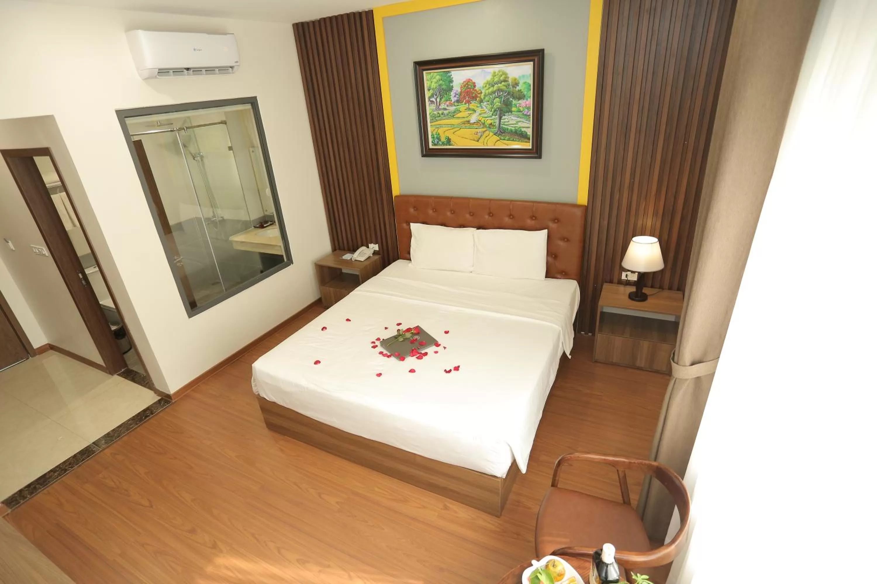 Bed in MOMALI Hotel Ninh Binh