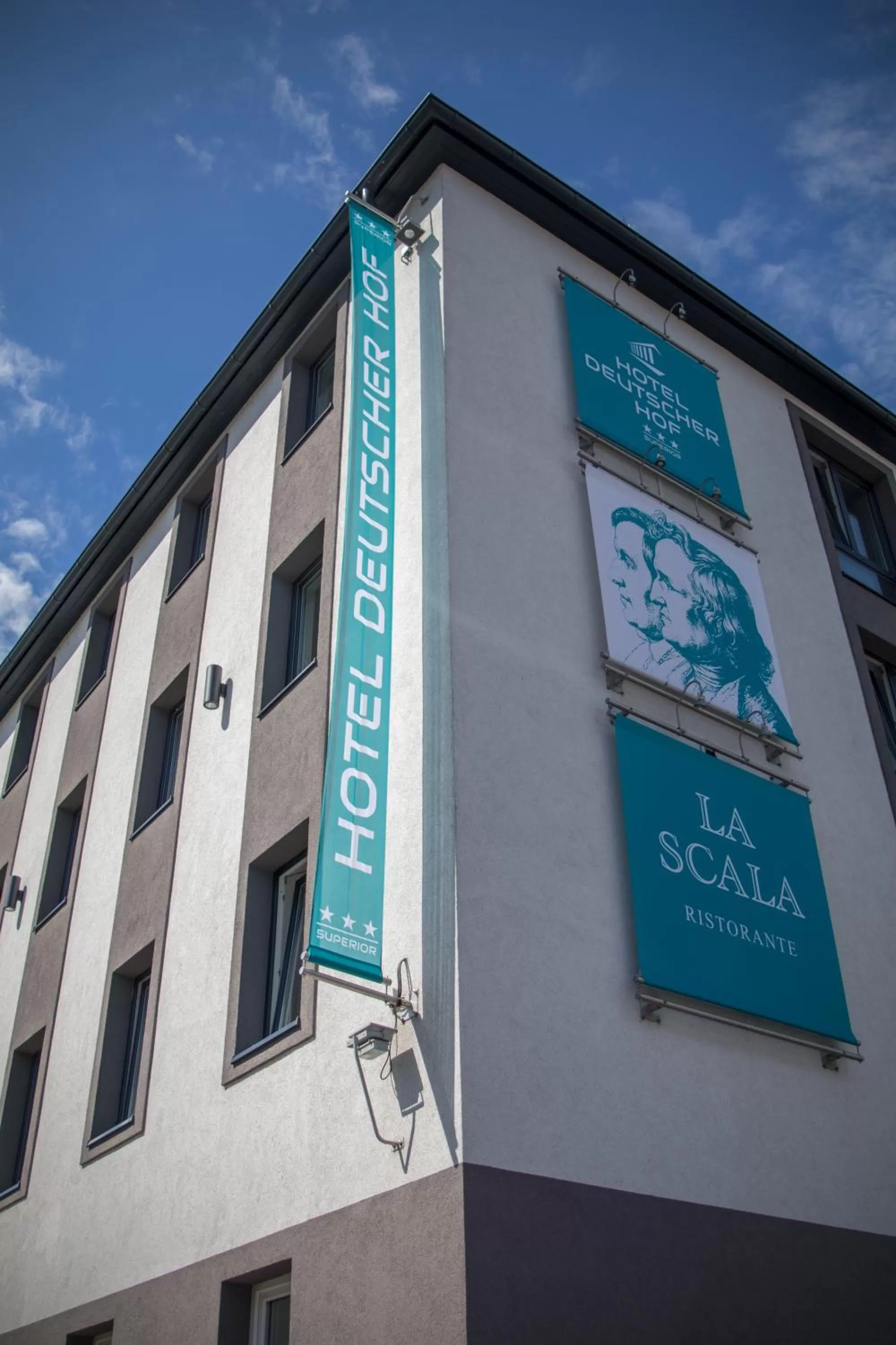 Facade/entrance in Hotel Deutscher Hof